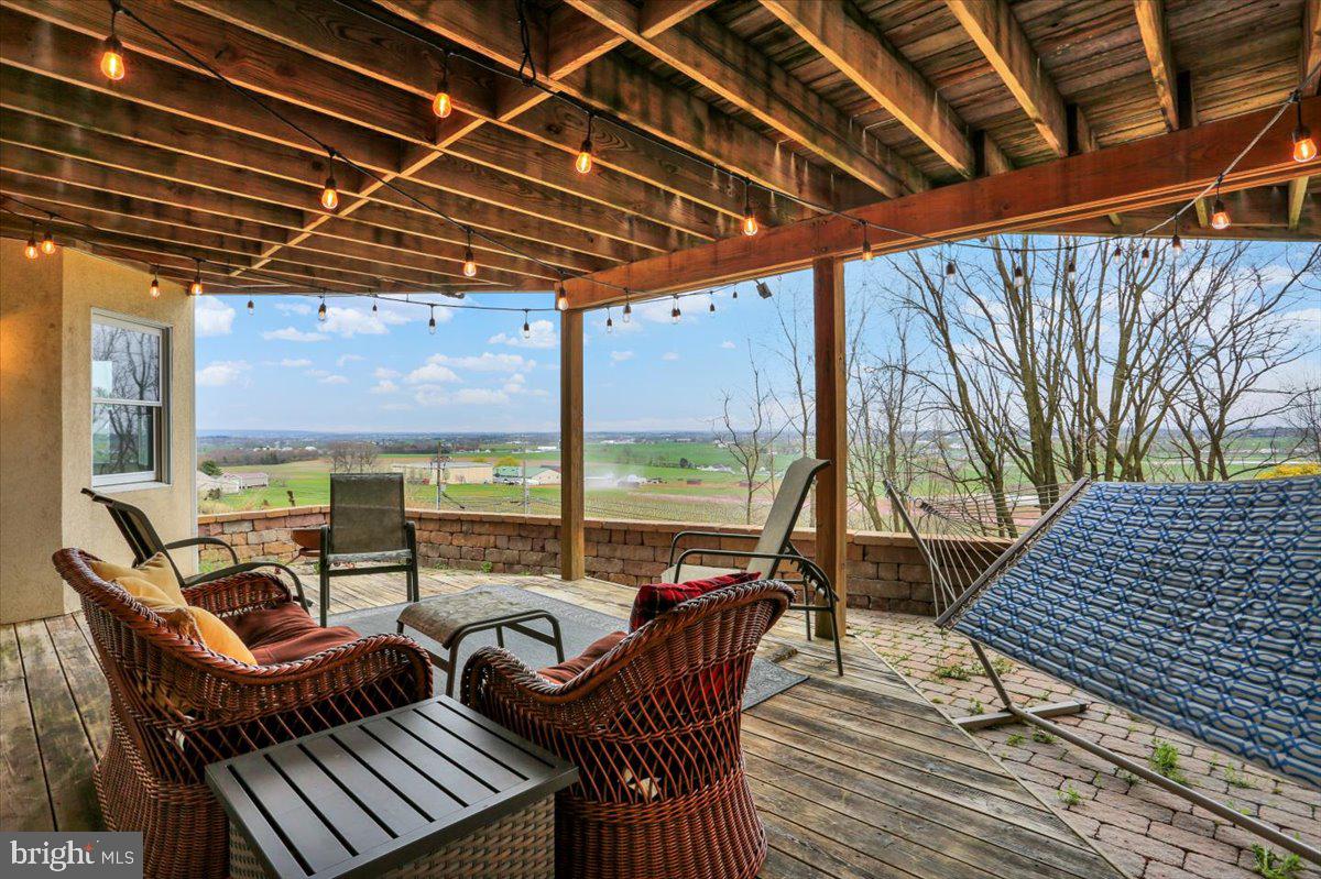 EAGLE RIDGE - Residential