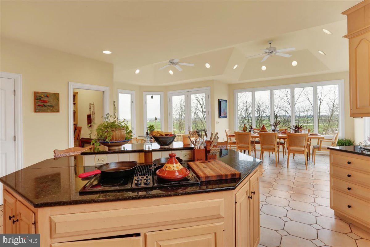 EAGLE RIDGE - Residential