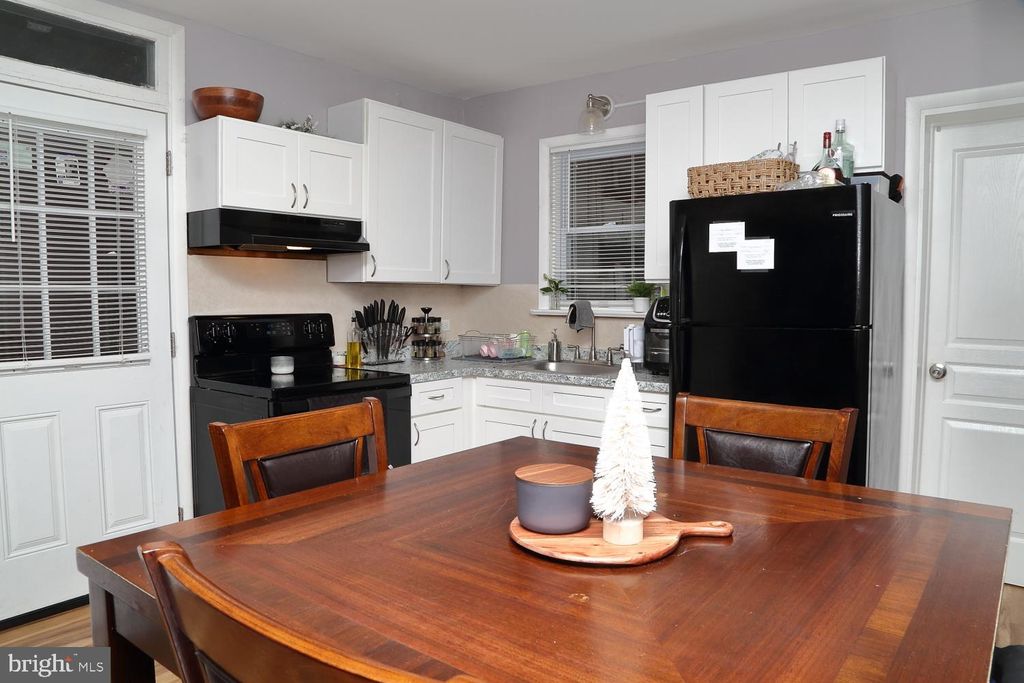 Photo of 706 N LIME ST, LANCASTER, PA 17602 (MLS # PALA2028948)