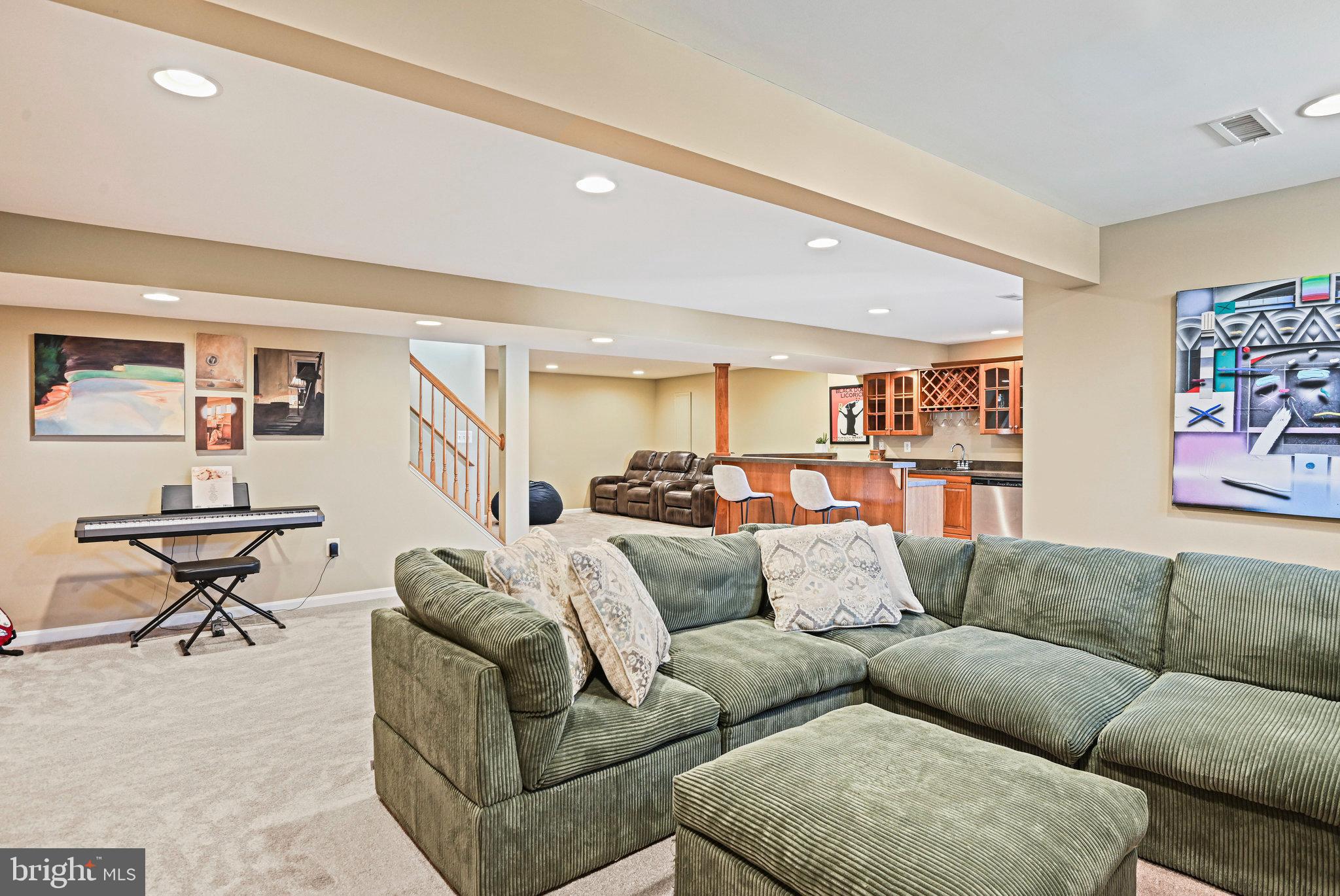 OLD WATERFORD KNOLL - Residential