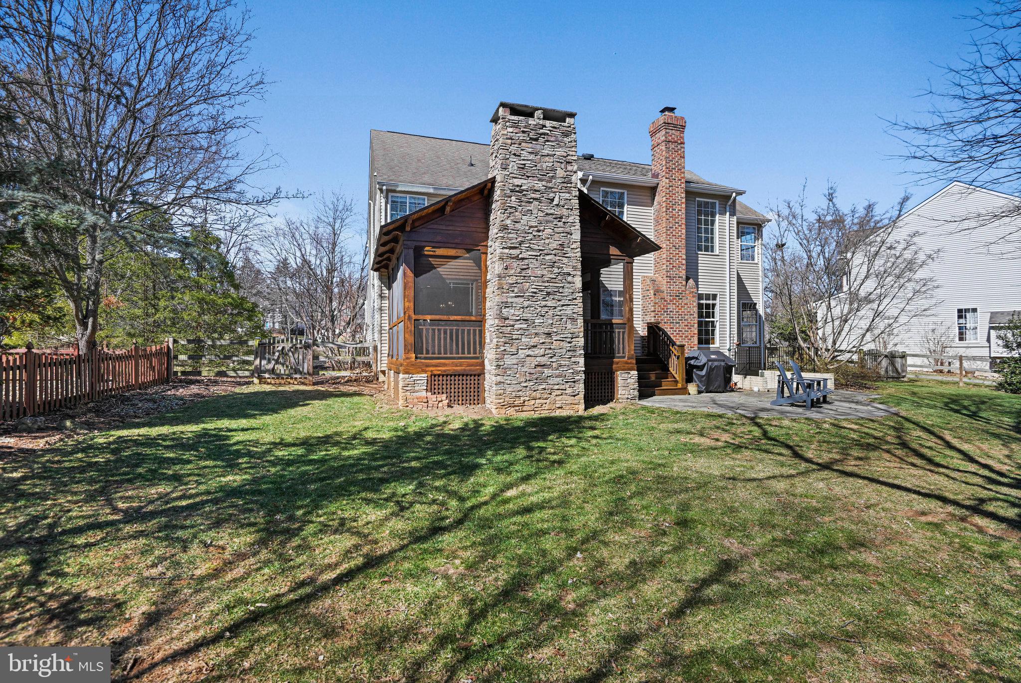 OLD WATERFORD KNOLL - Residential