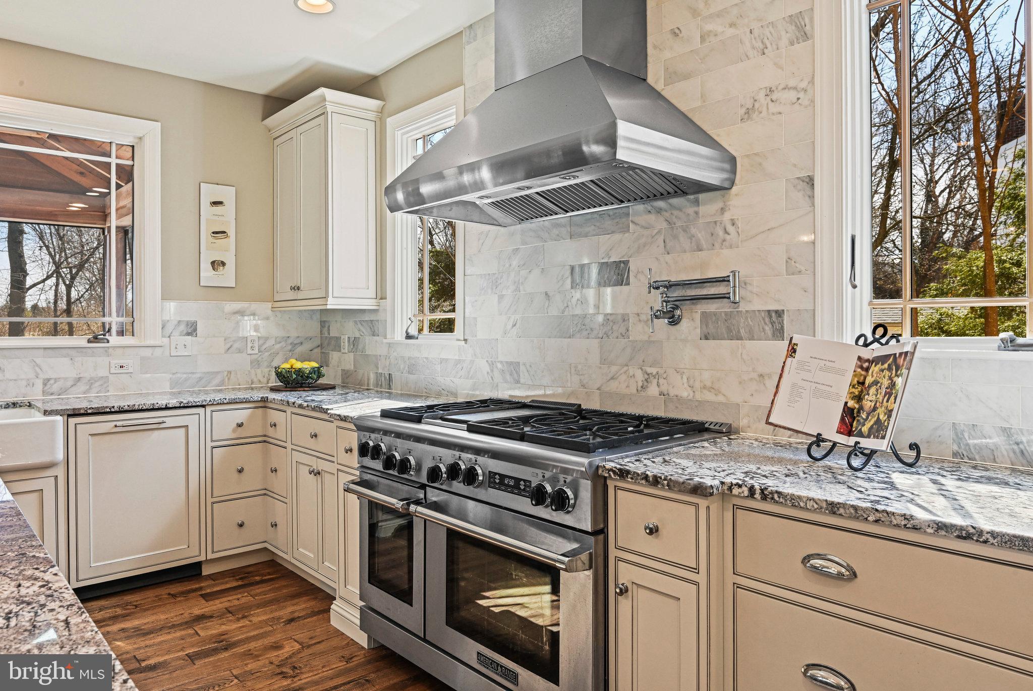 OLD WATERFORD KNOLL - Residential