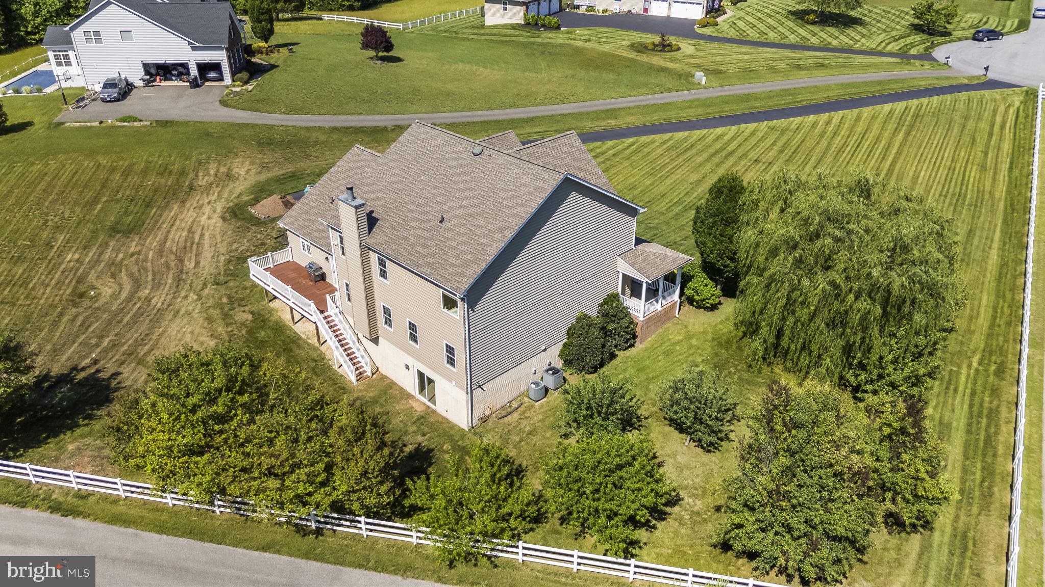 TIMBERNECK - Residential
