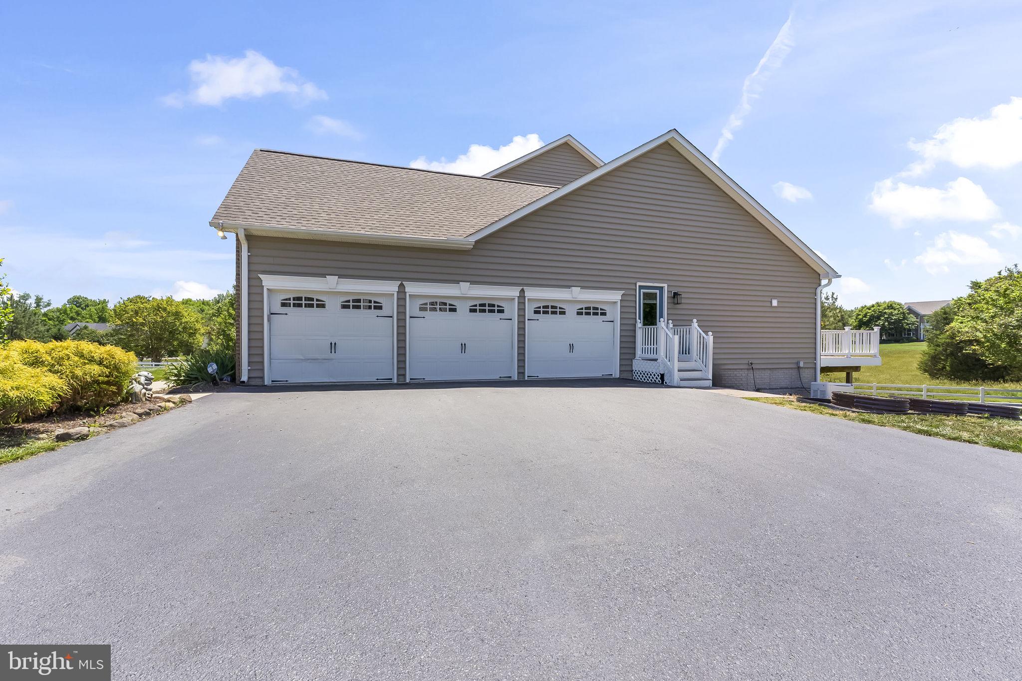 TIMBERNECK - Residential
