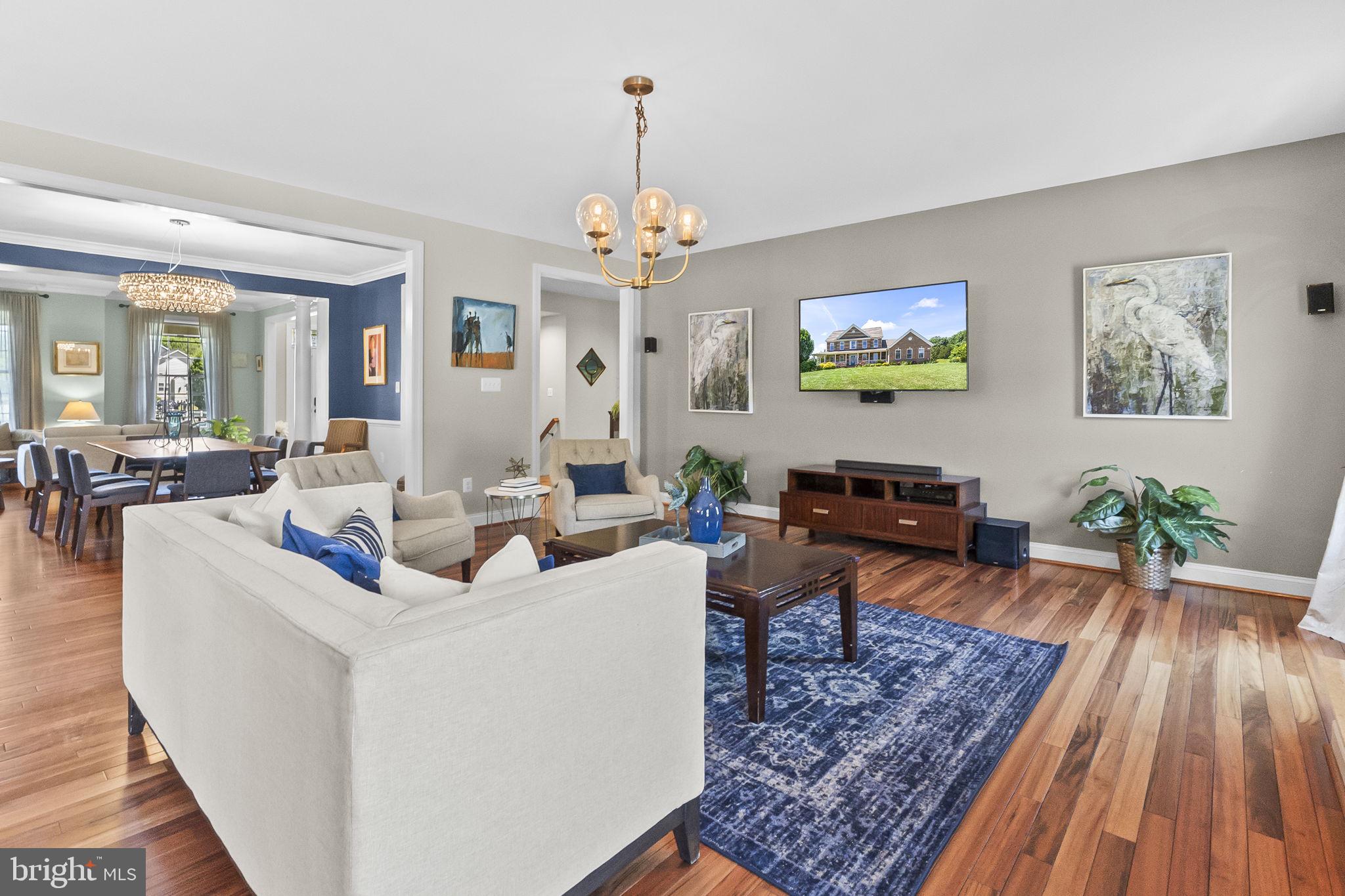 TIMBERNECK - Residential