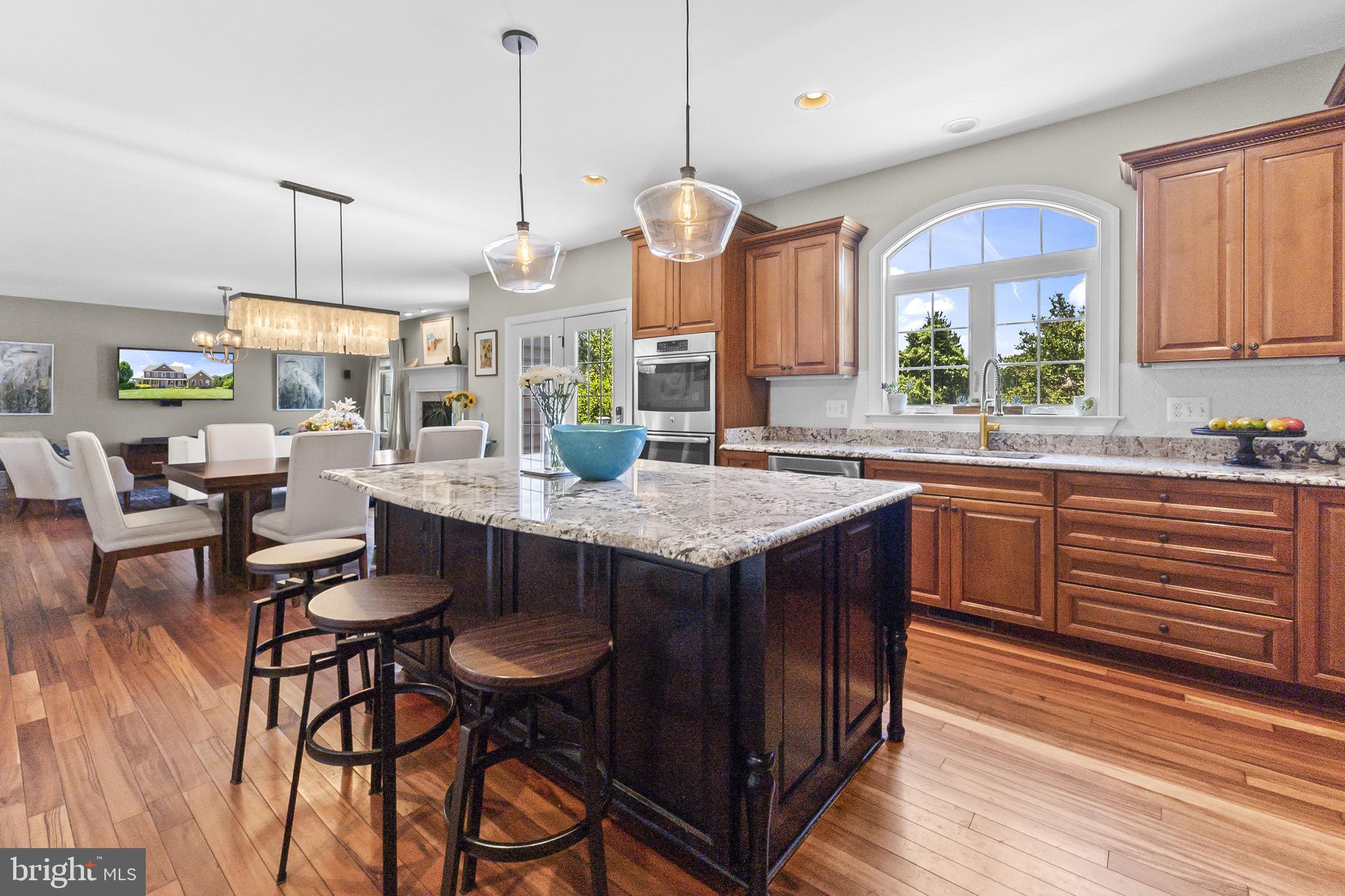 TIMBERNECK - Residential