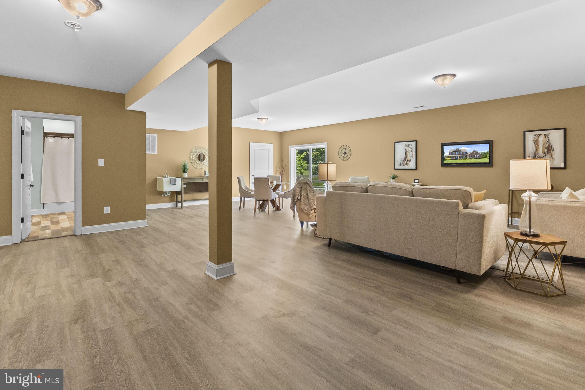 TIMBERNECK - Residential