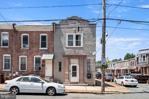 Townhouse For Rent - 815 N Lincoln Street<br/> WILMINGTON, DE 19805