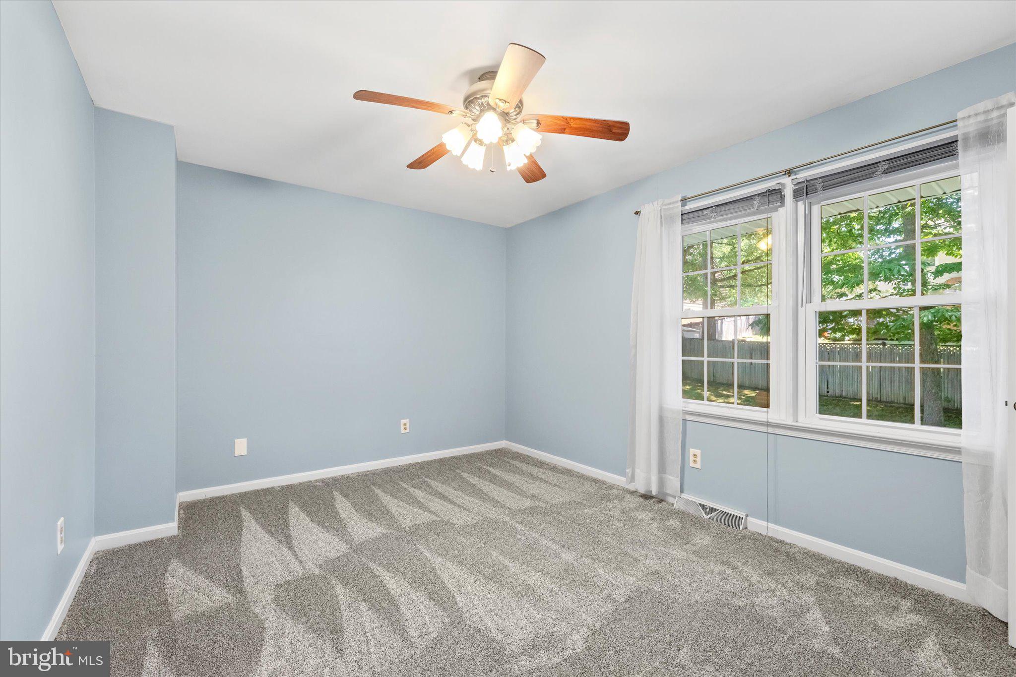 SHERATON HILLS EAST - Residential