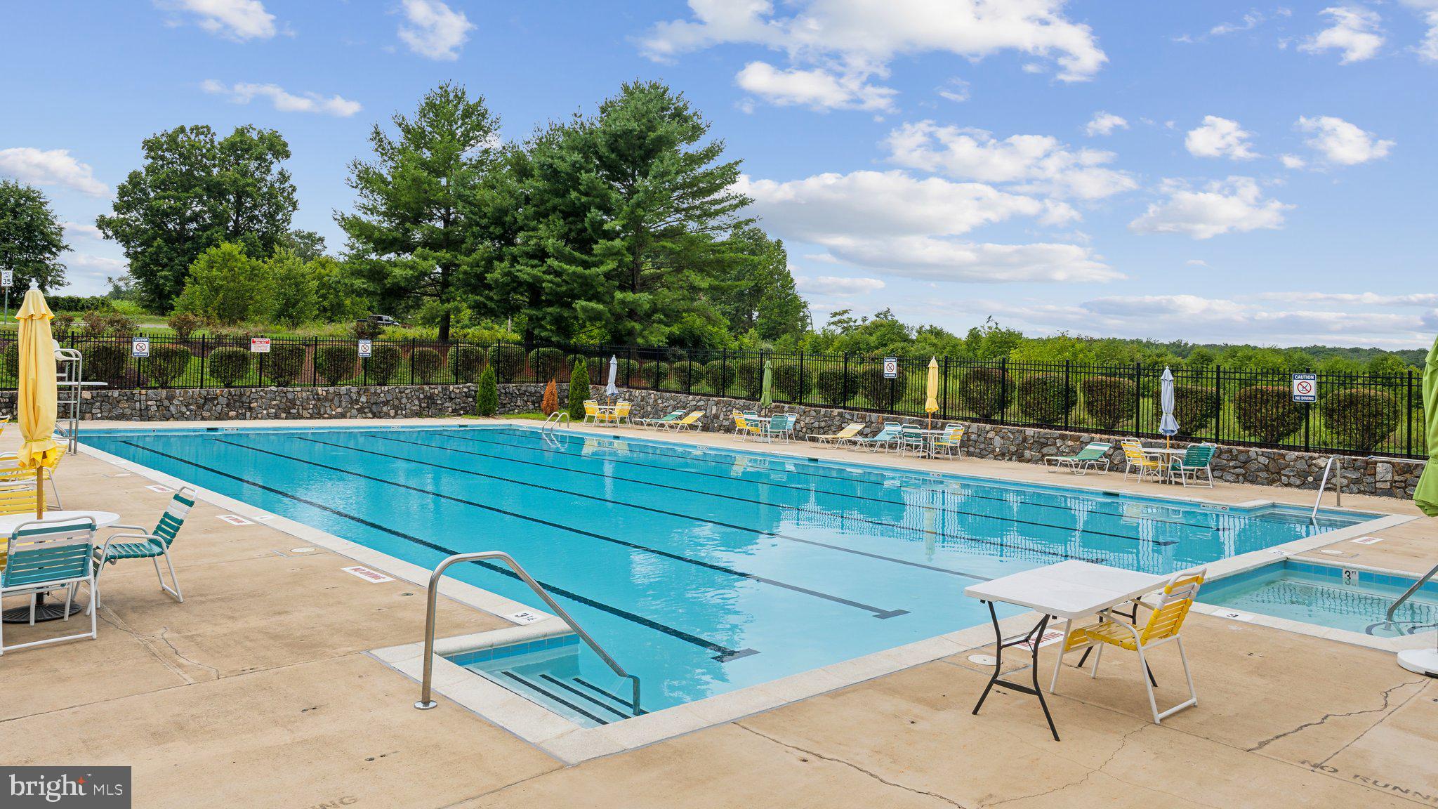 SOMERSET - Residential