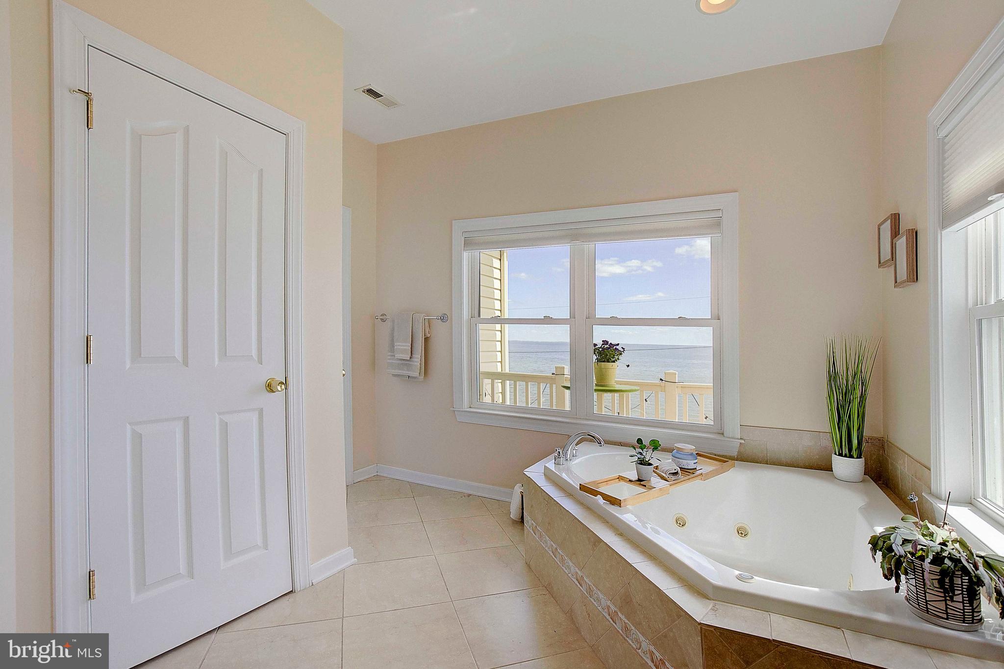 NORTH CHESAPEAKE BEACH - Residential