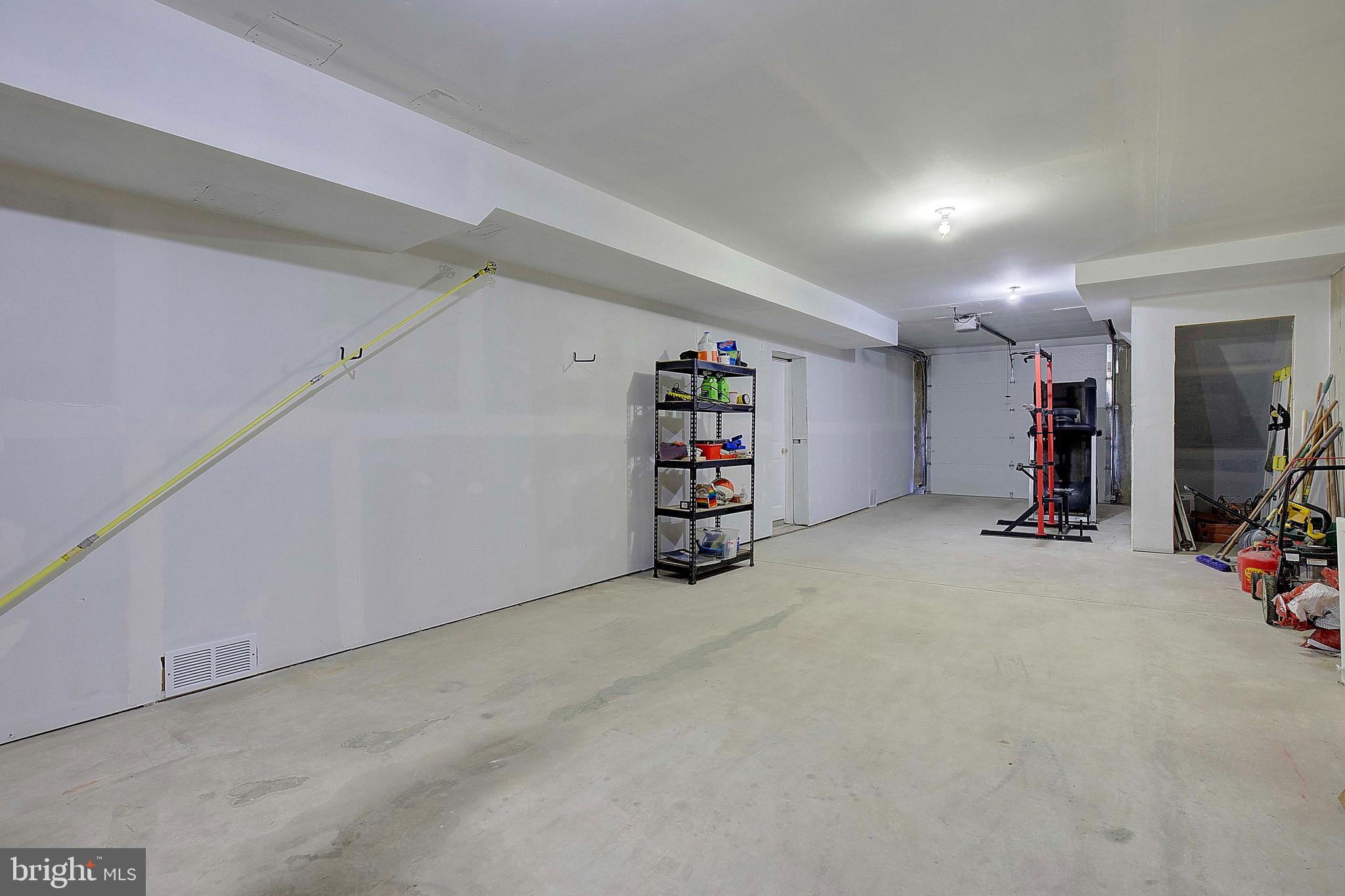 NORTH CHESAPEAKE BEACH - Residential