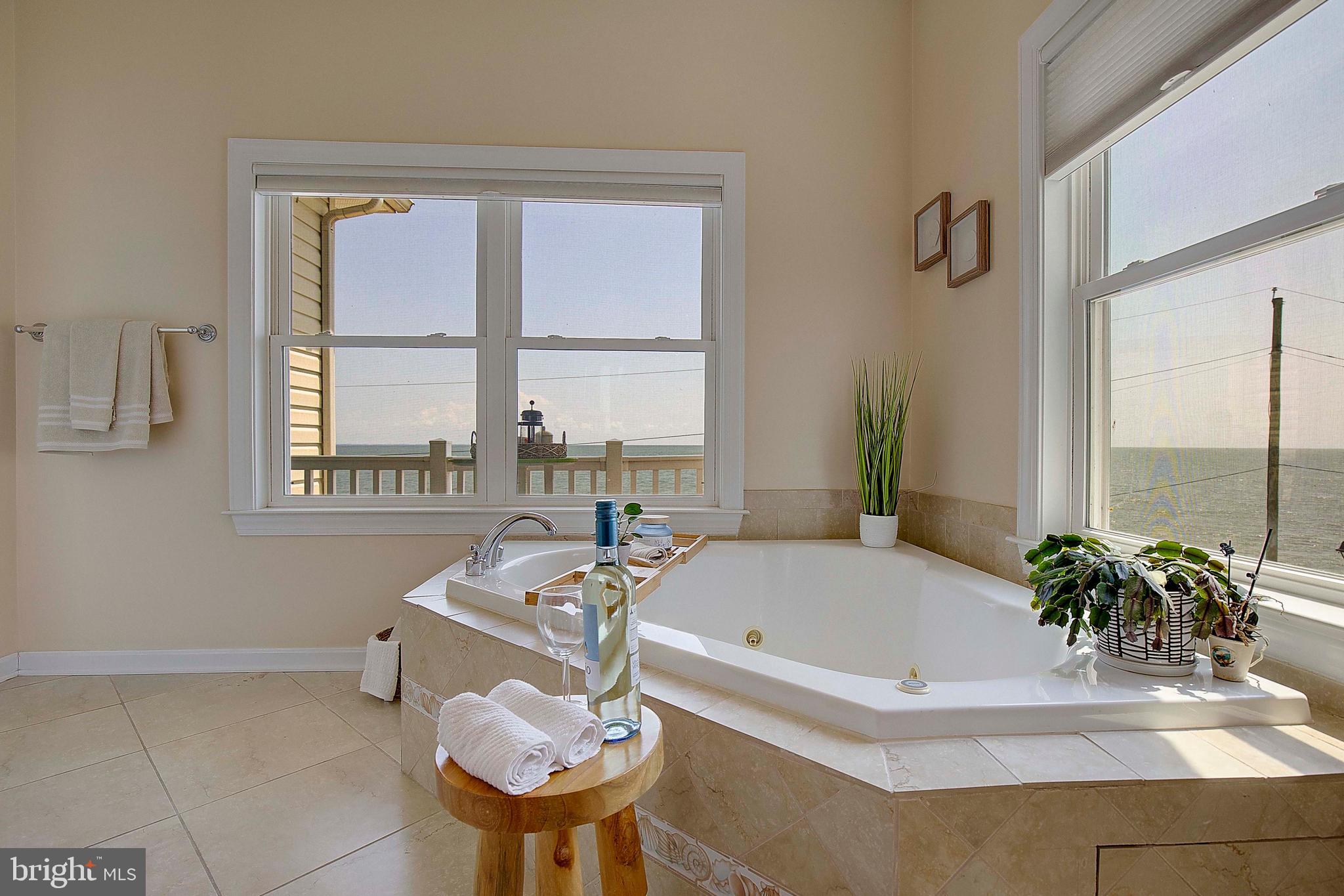 NORTH CHESAPEAKE BEACH - Residential