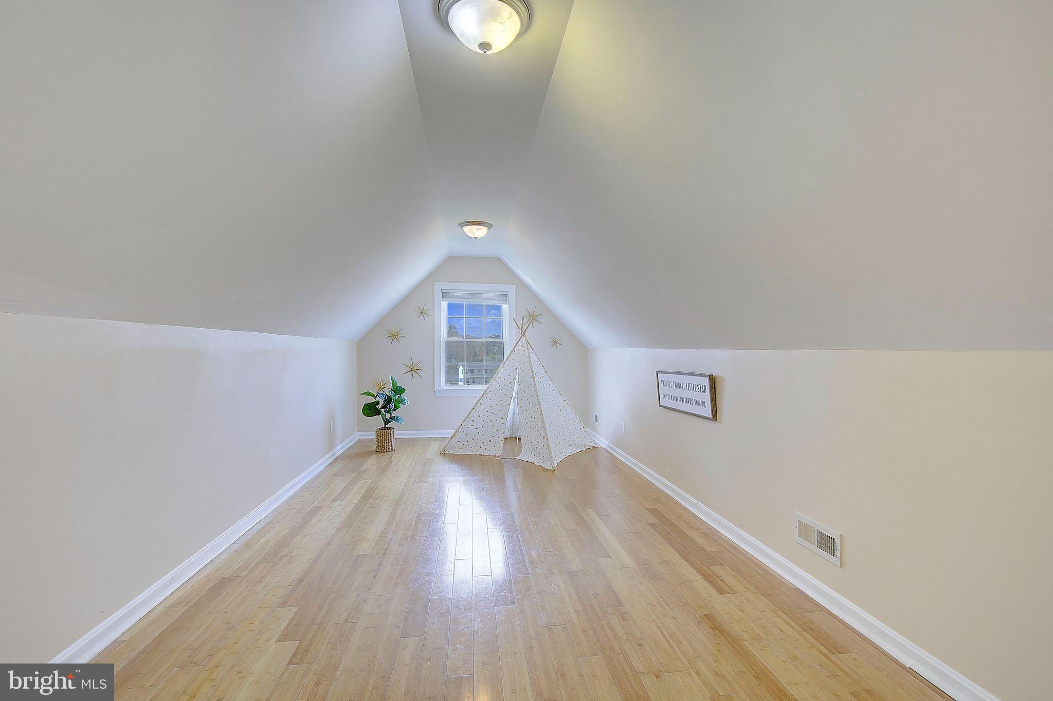 NORTH CHESAPEAKE BEACH - Residential