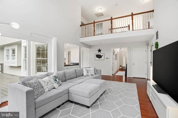 NOTTINGHAM WOODS - Residential
