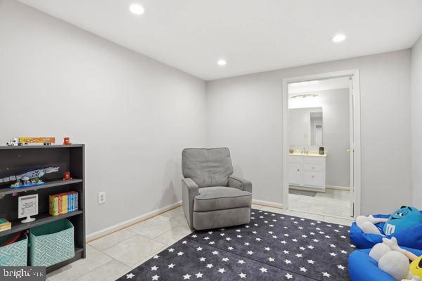 NOTTINGHAM WOODS - Residential