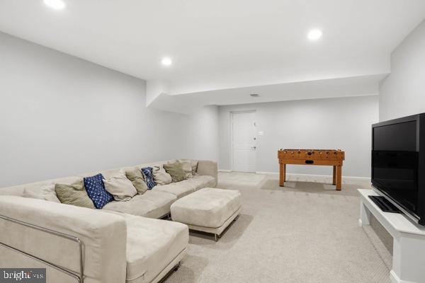 NOTTINGHAM WOODS - Residential