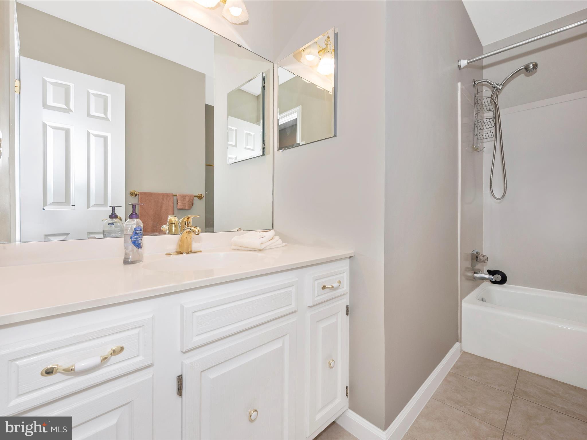 WESTLEIGH - Residential