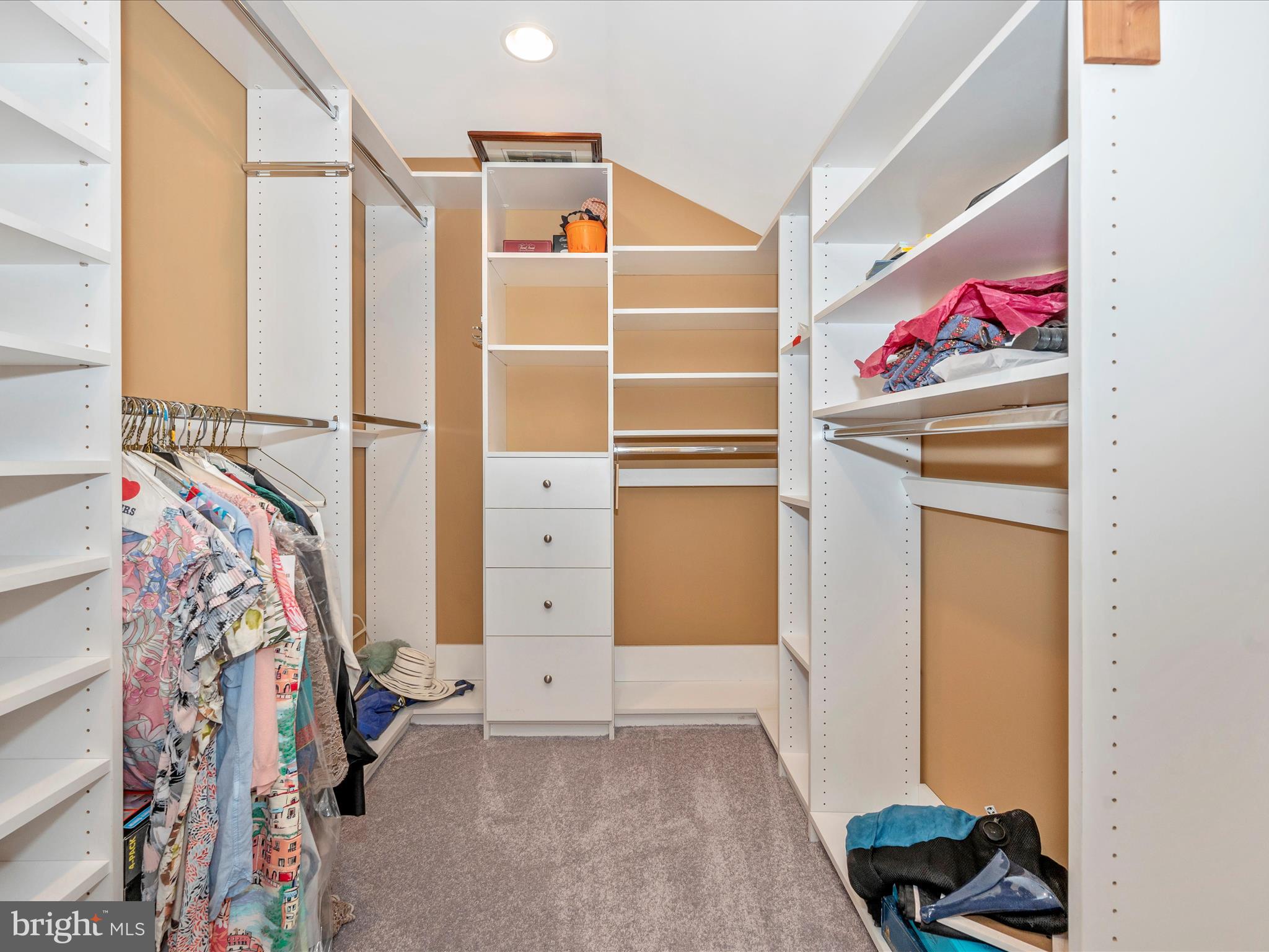 WESTLEIGH - Residential