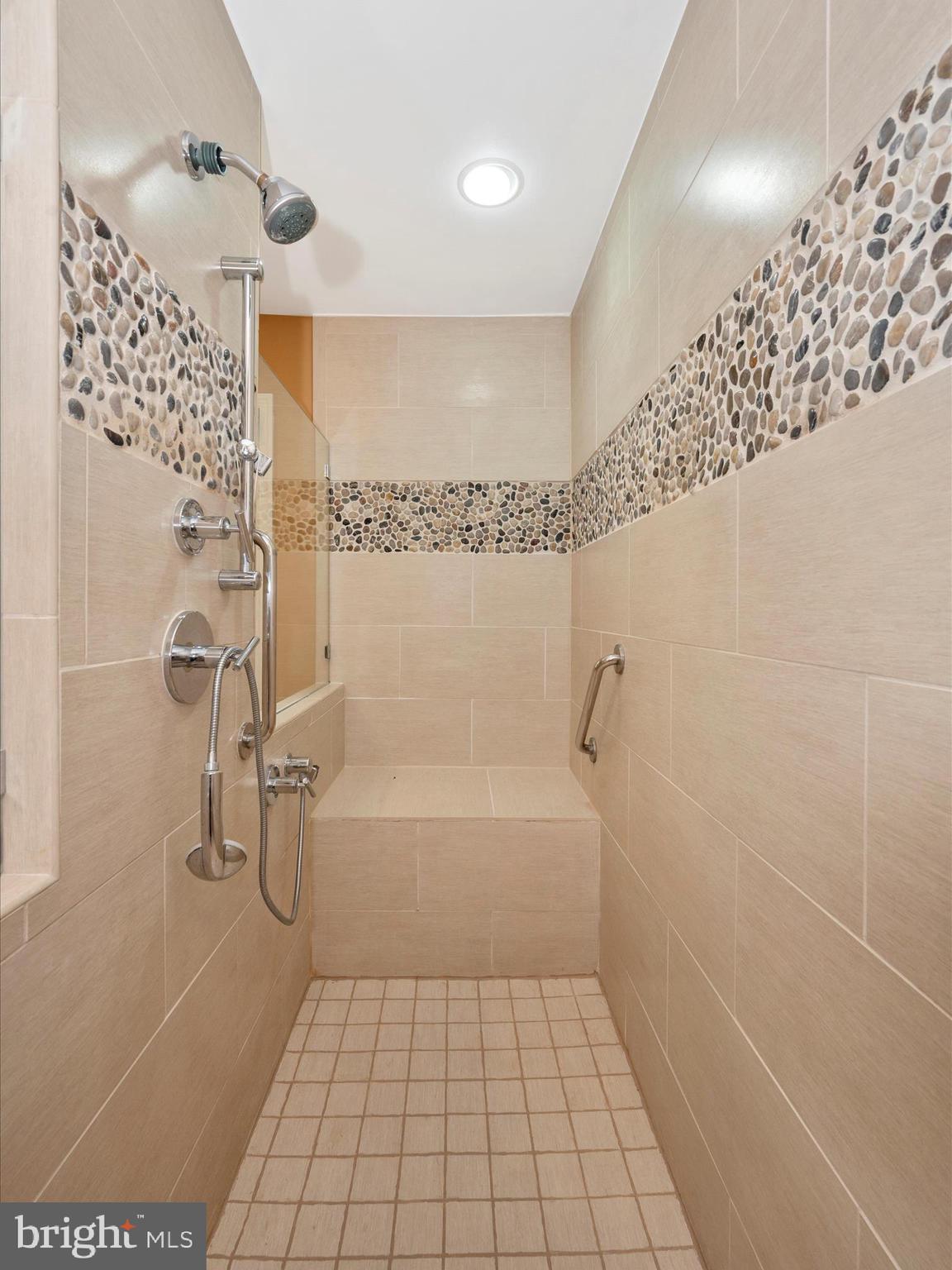 WESTLEIGH - Residential