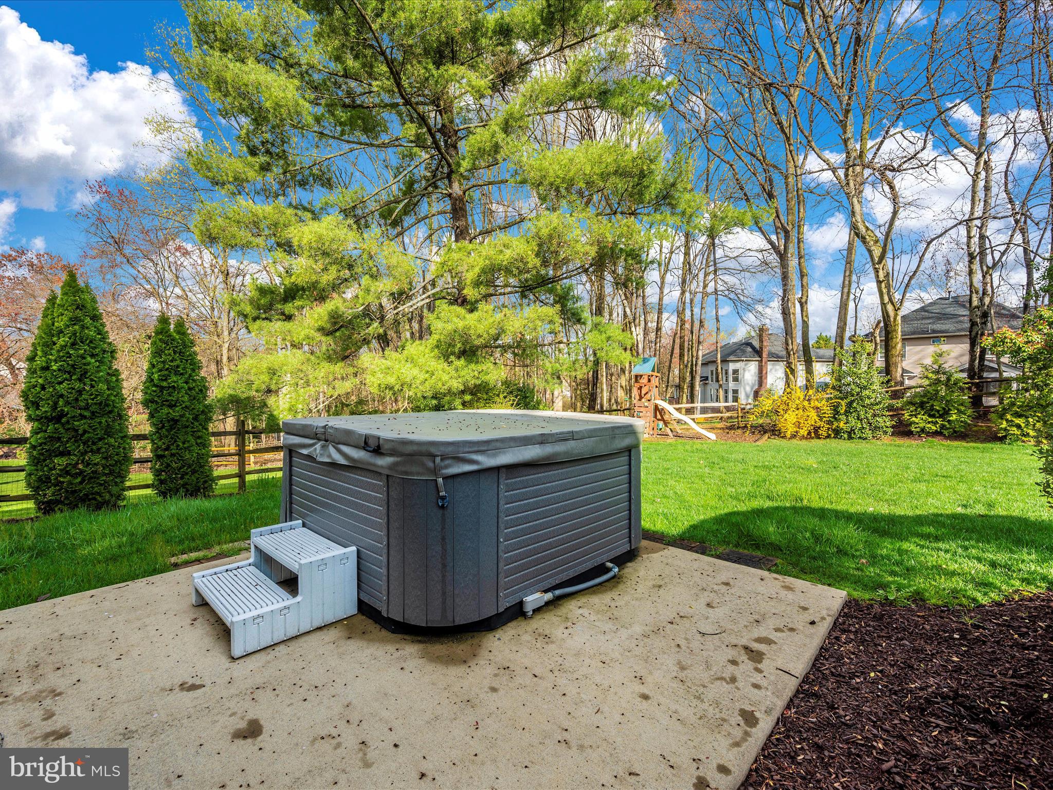 WESTLEIGH - Residential