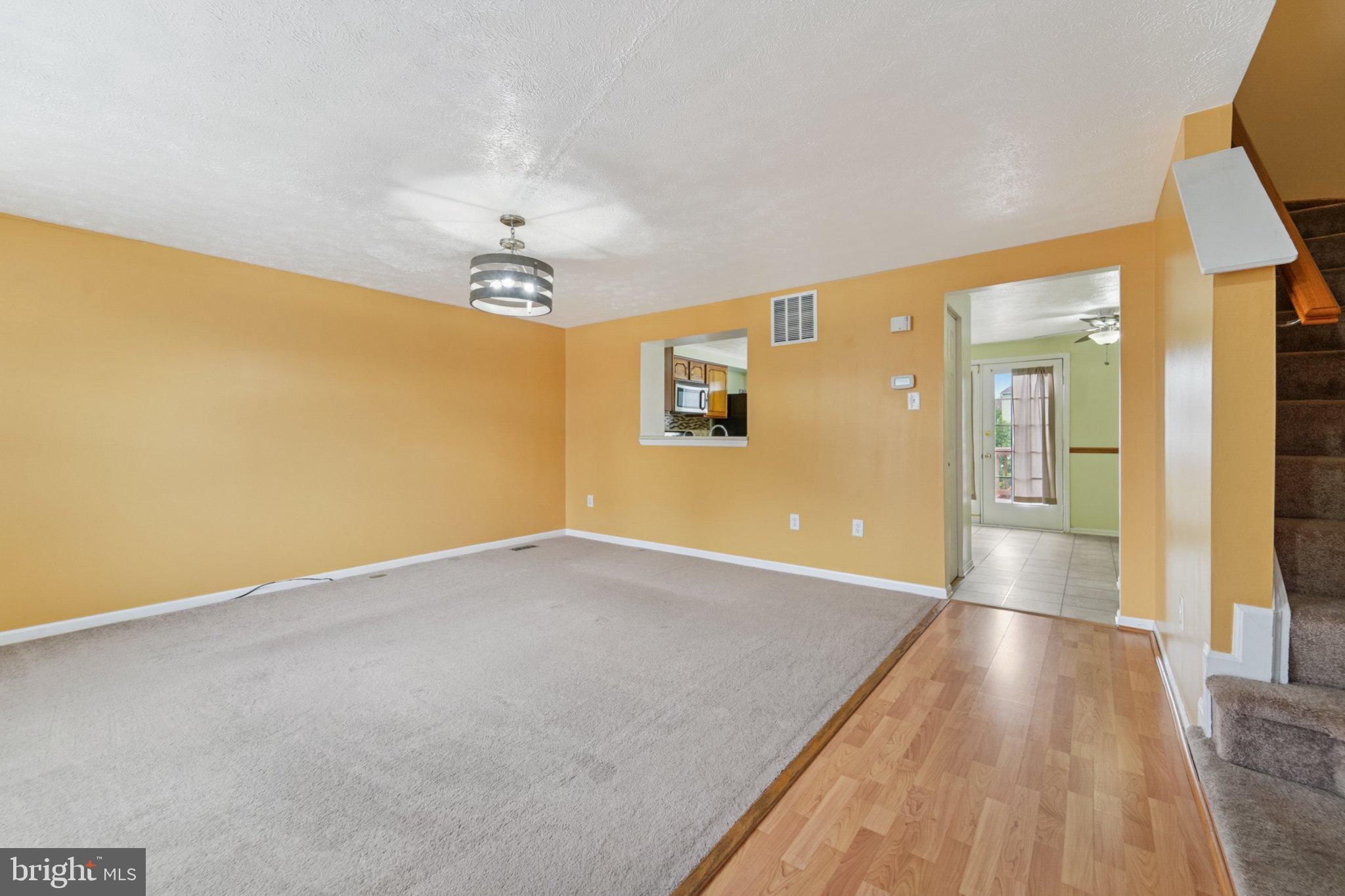 2730 AHOY COURT