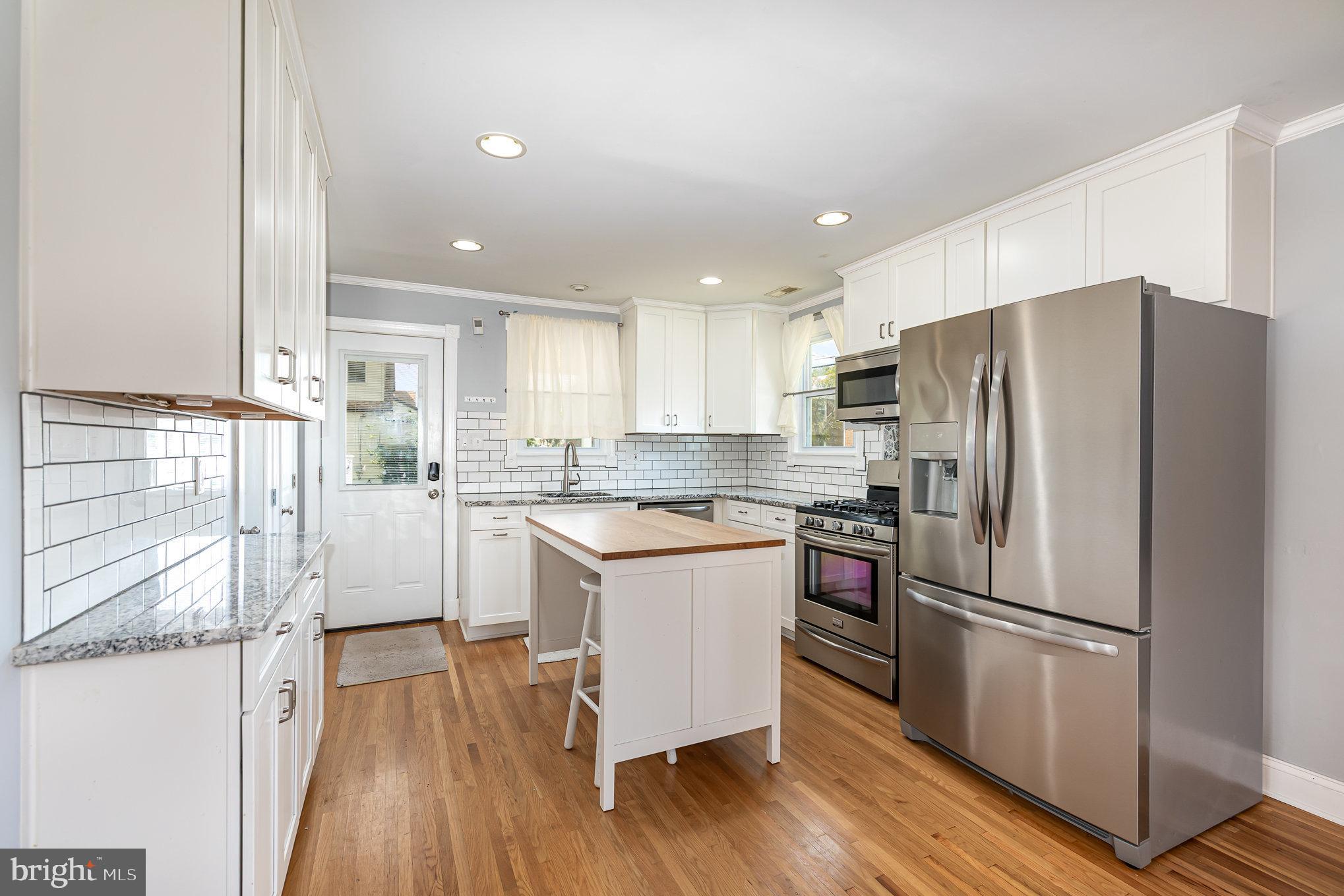 PARKVILLE/CARNEY - Residential