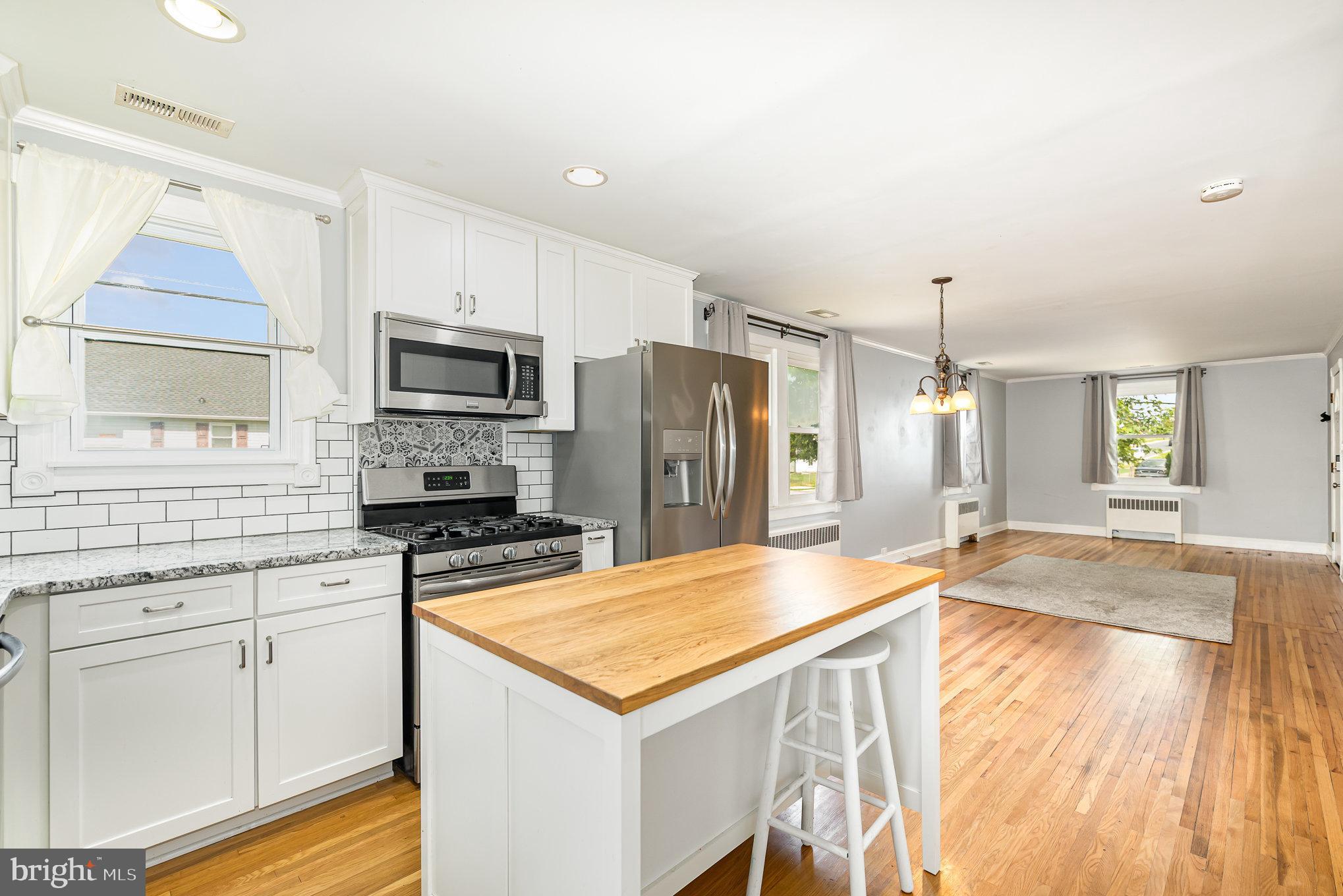 PARKVILLE/CARNEY - Residential