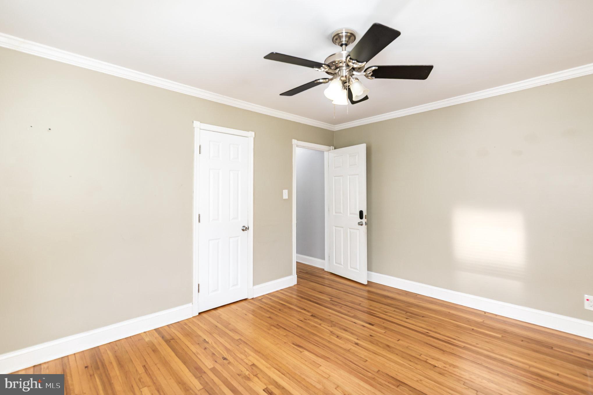 PARKVILLE/CARNEY - Residential