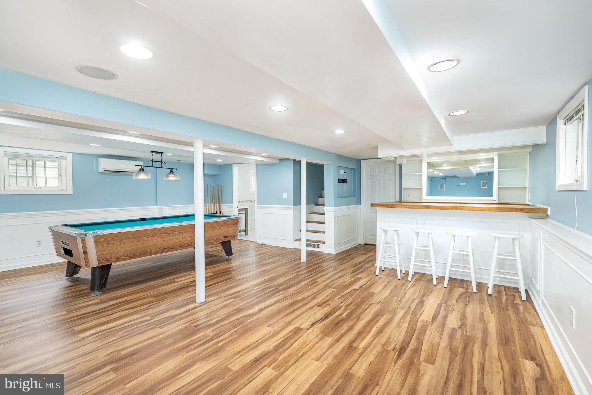 PARKVILLE/CARNEY - Residential