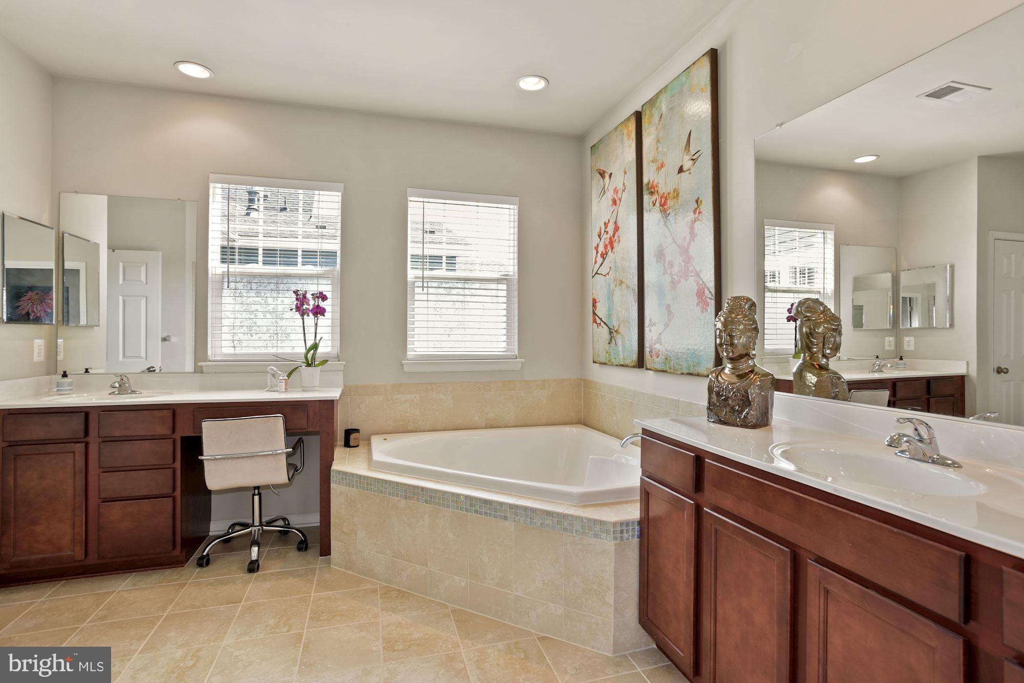 ASHBURN - Residential