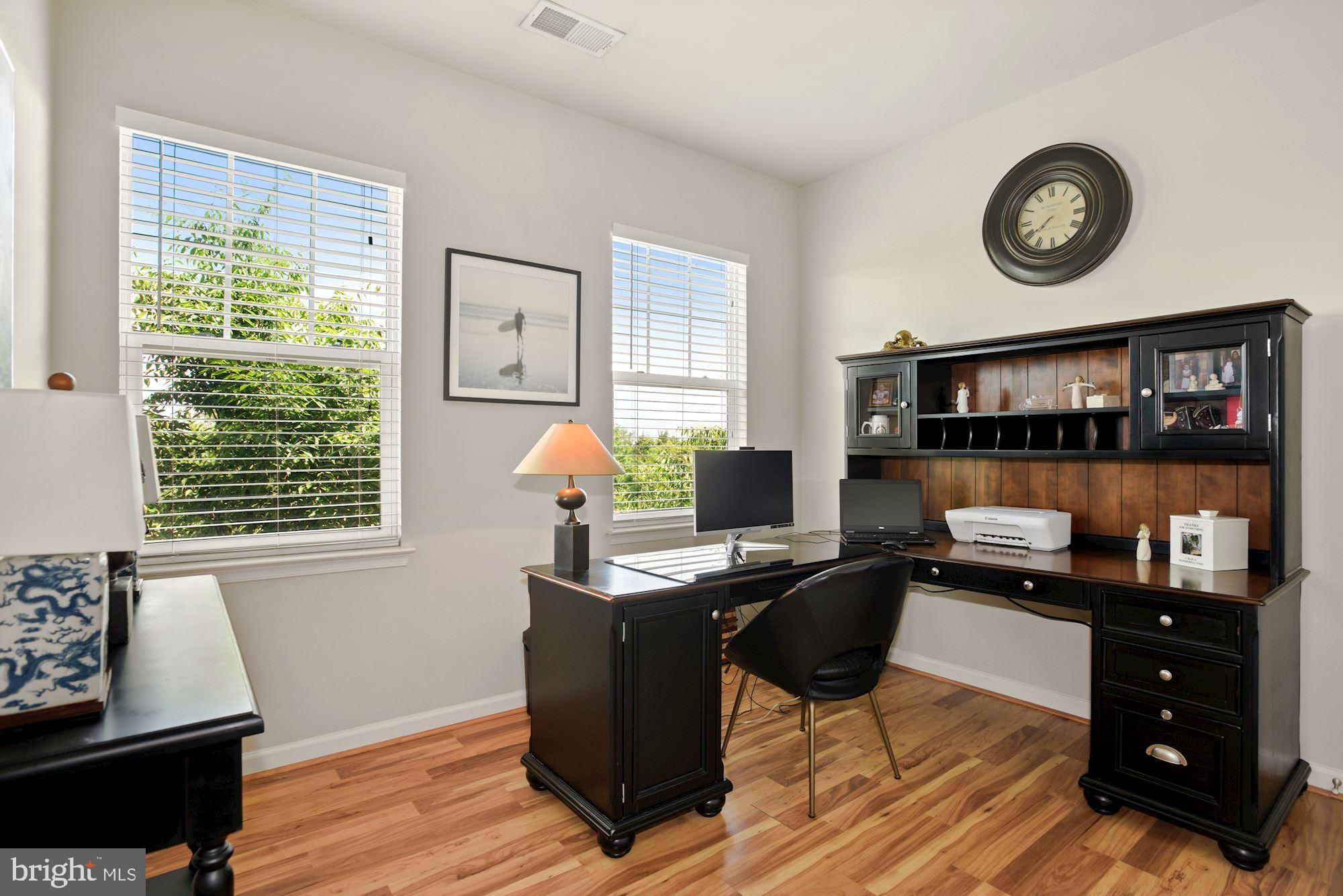 ASHBURN - Residential