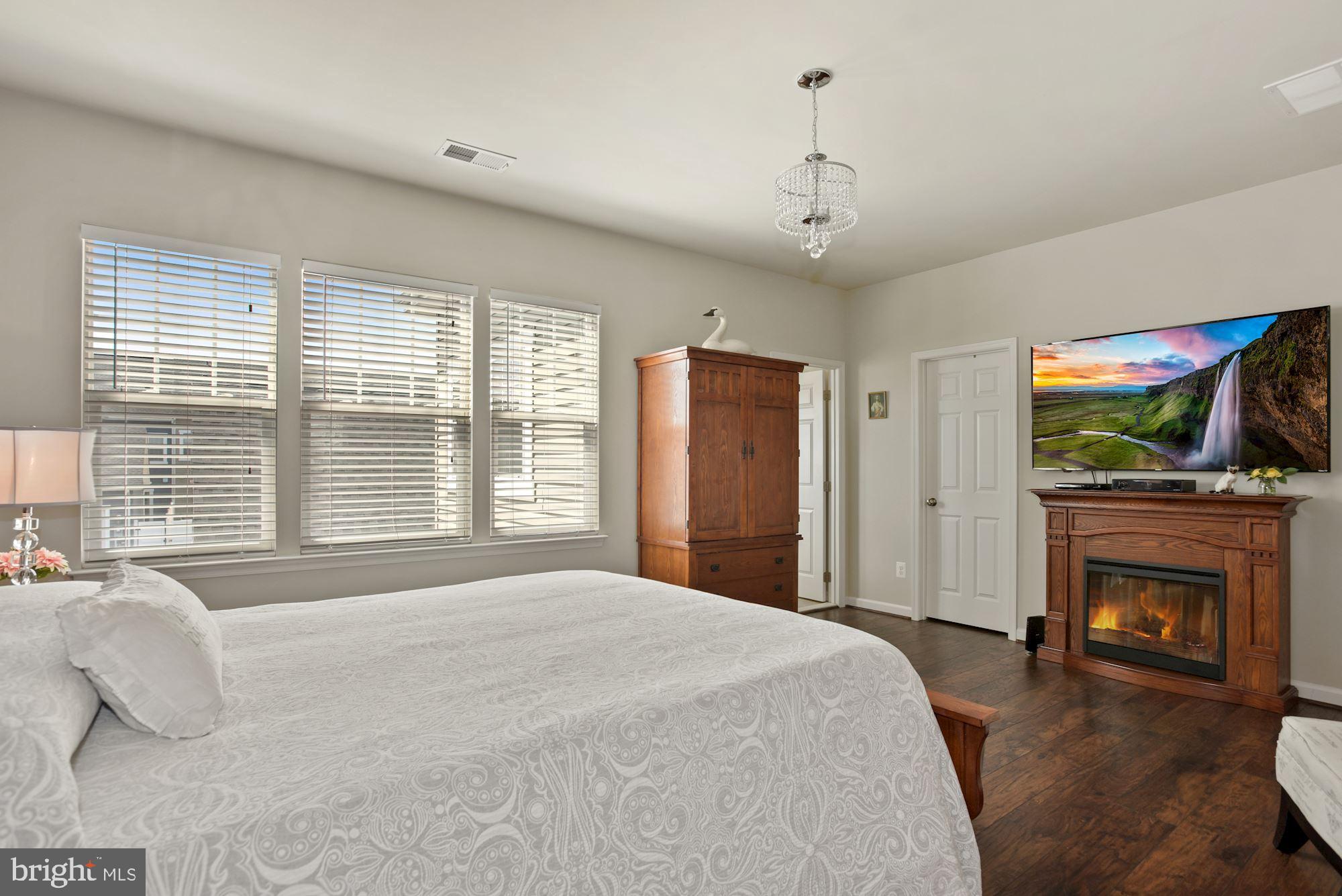 ASHBURN - Residential