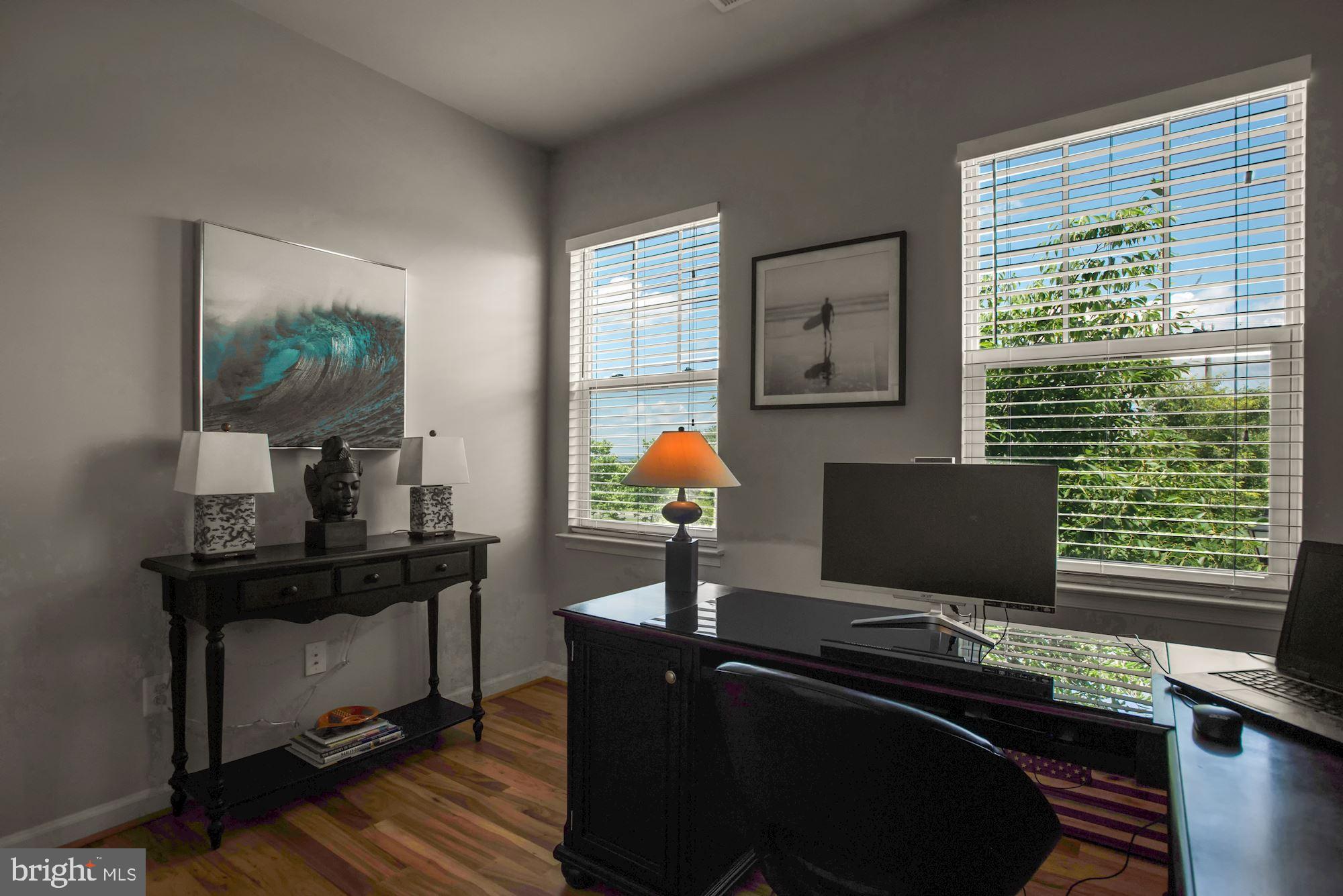 ASHBURN - Residential