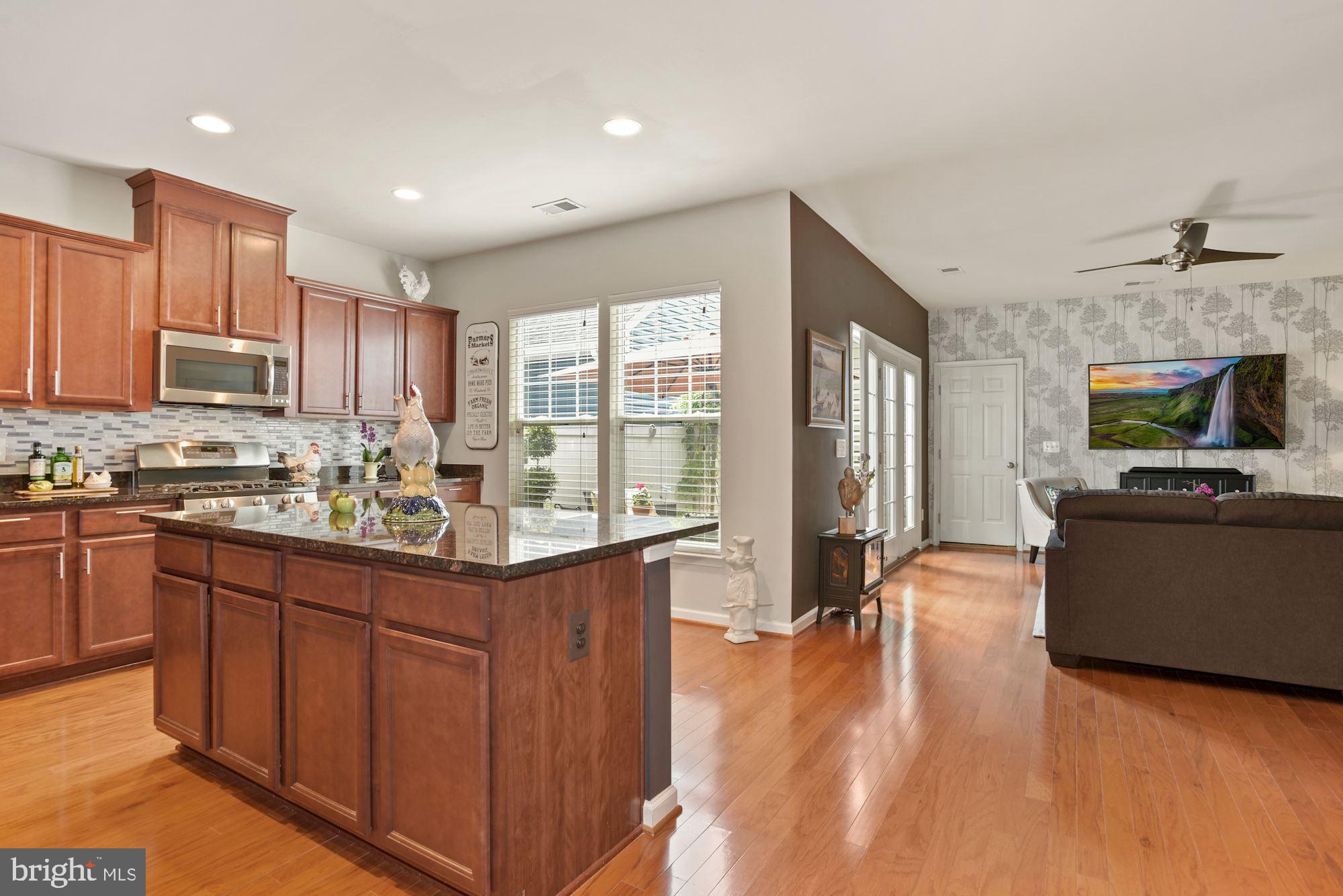 ASHBURN - Residential