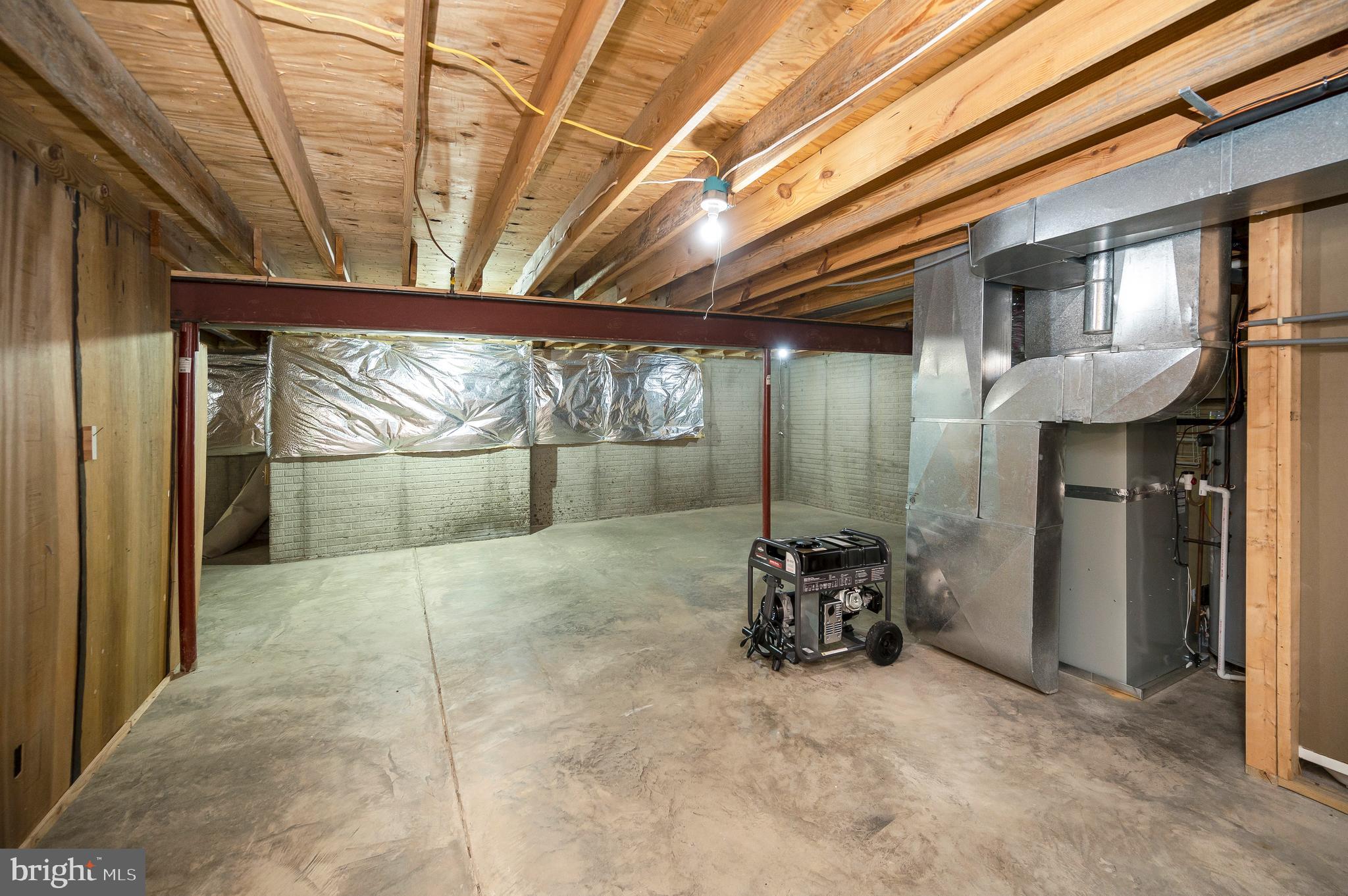 10101 FULLERTON COURT