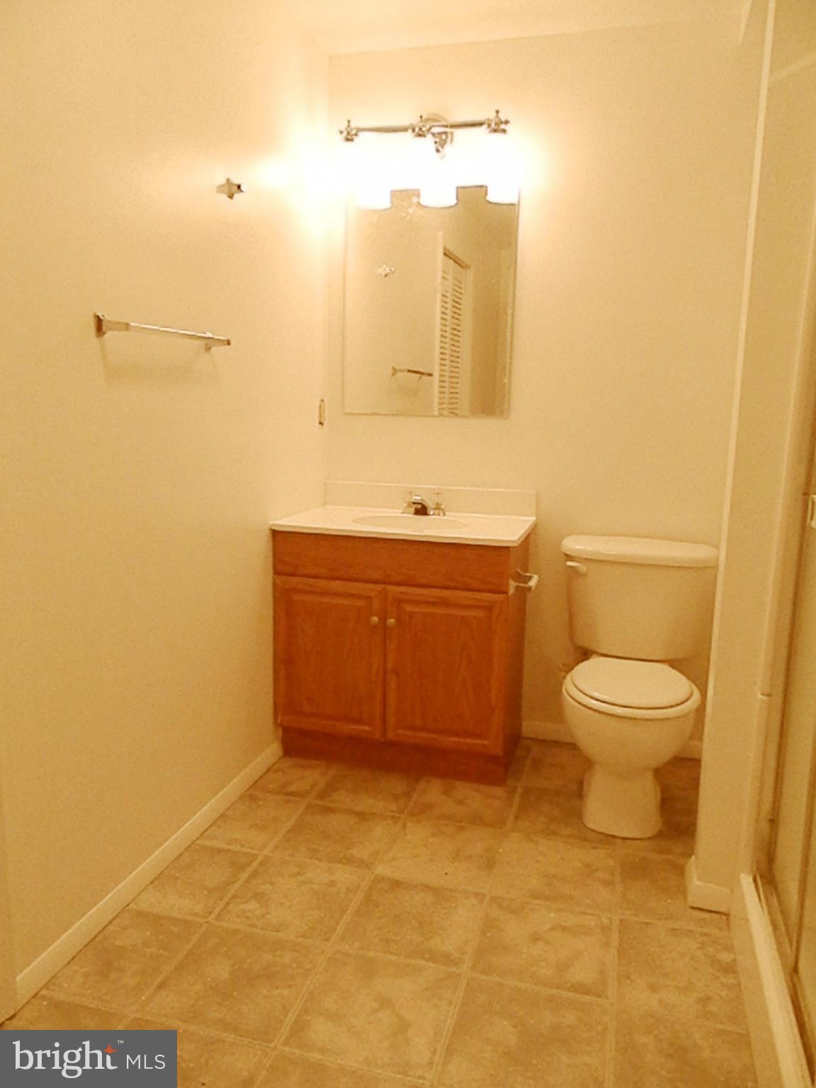 ASHBURN VILLAGE - Residential