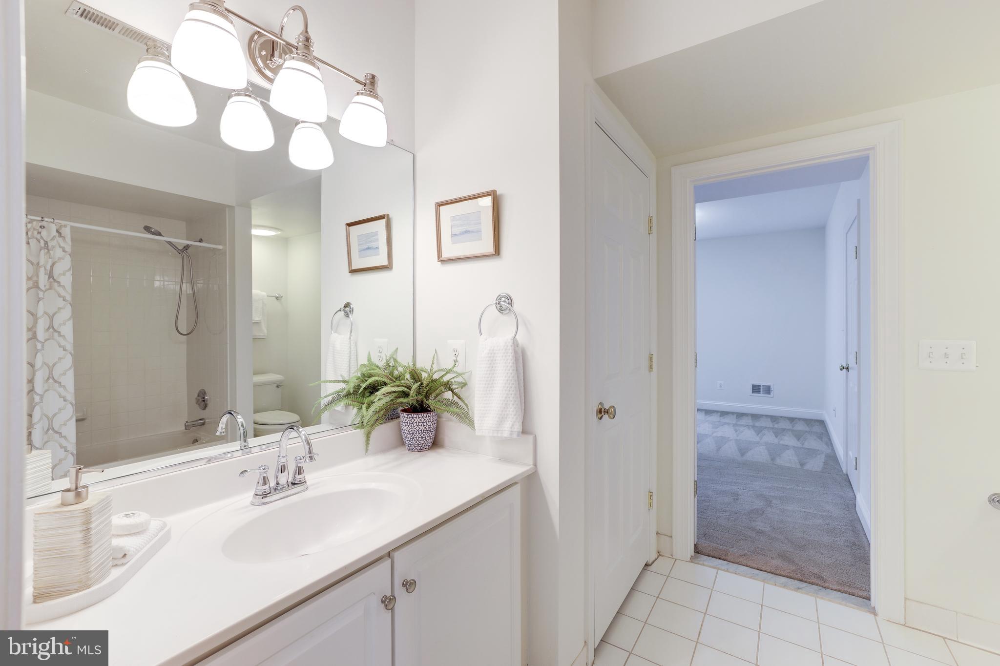 FRANKLIN PARK - Residential