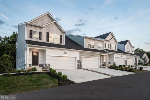 544 ARROWGRASS LANE NEW CASTLE DE 19720