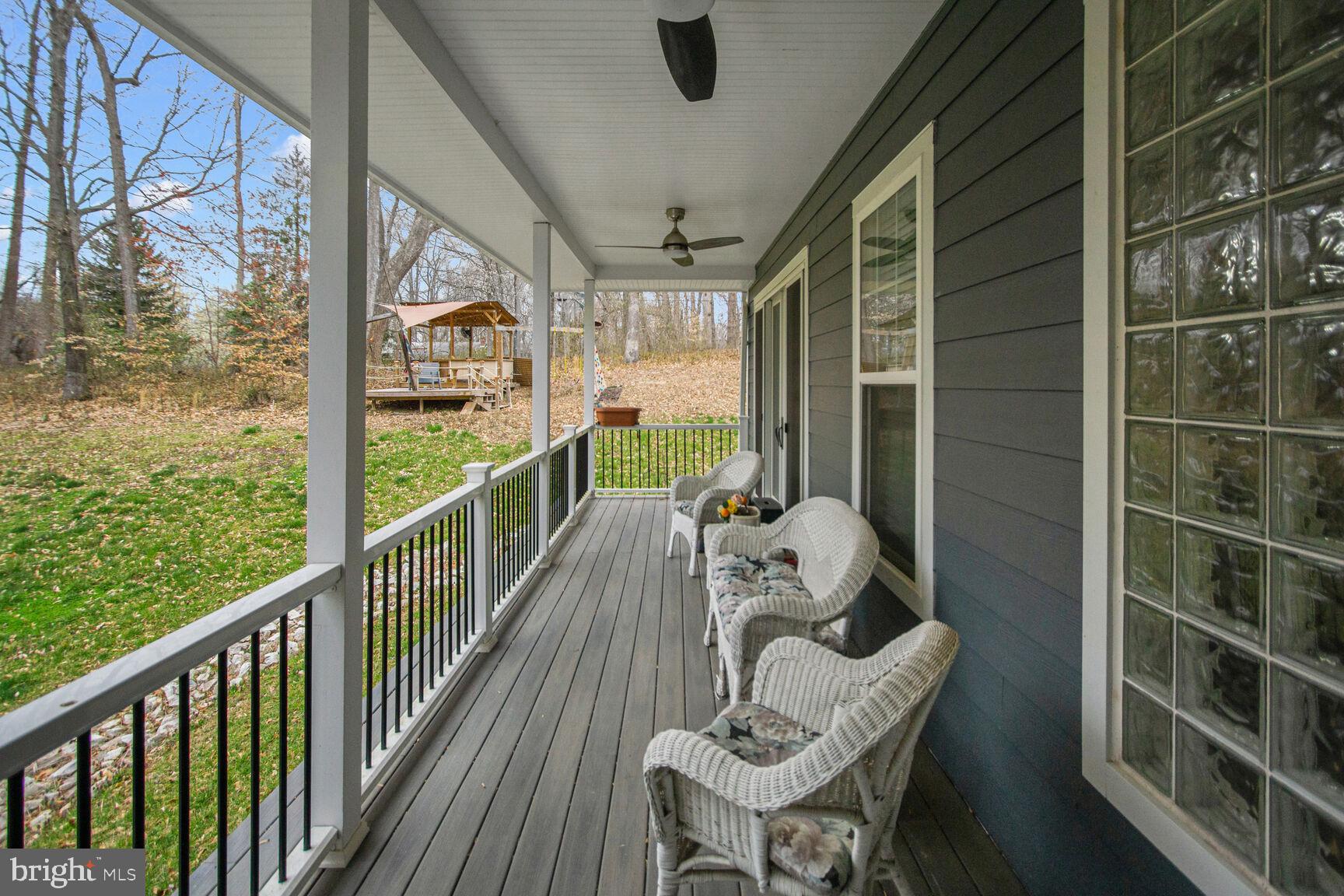 COURTNEY MANOR - Residential