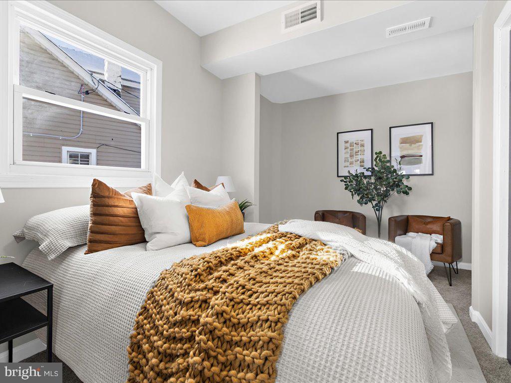 HOWARD PARK - Residential