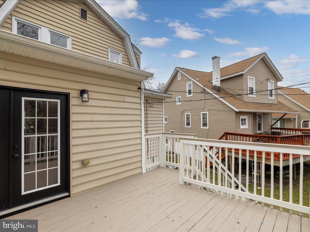 HOWARD PARK - Residential