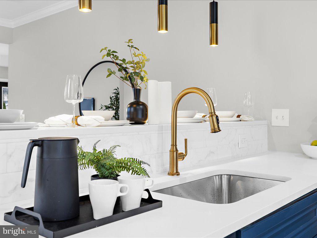 HOWARD PARK - Residential