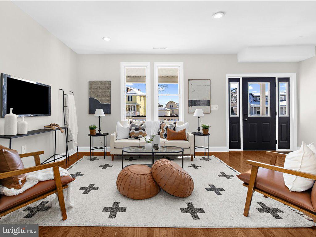 HOWARD PARK - Residential