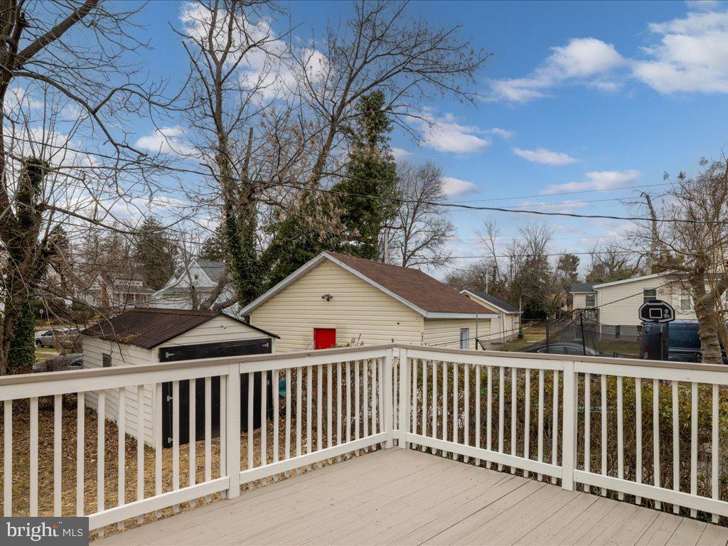 HOWARD PARK - Residential