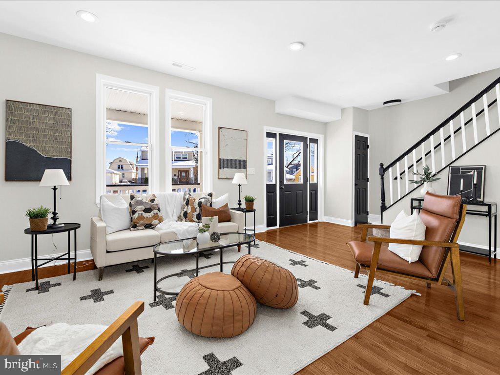 HOWARD PARK - Residential