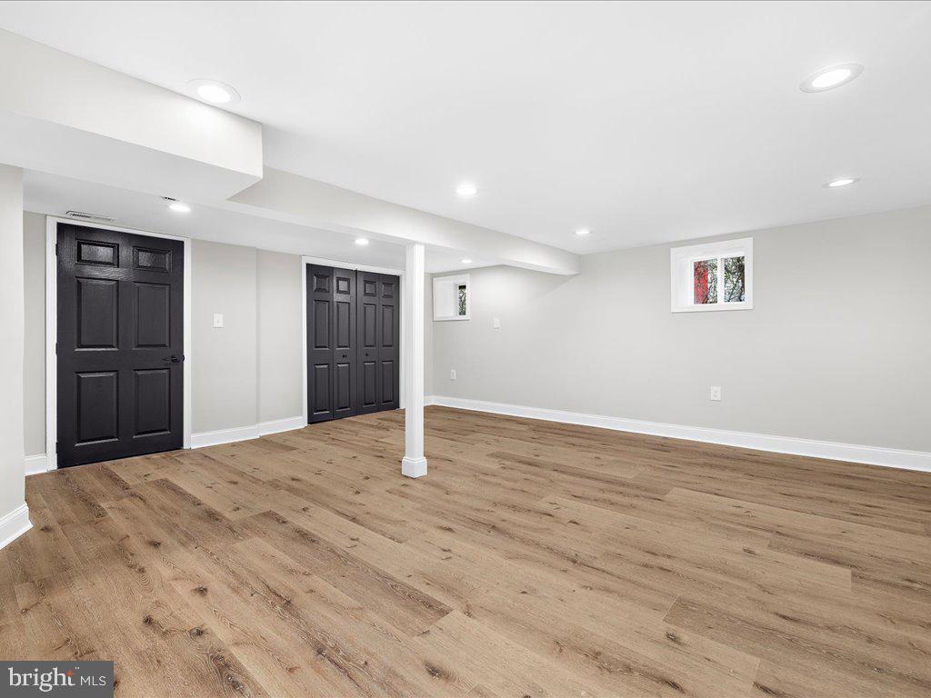 HOWARD PARK - Residential