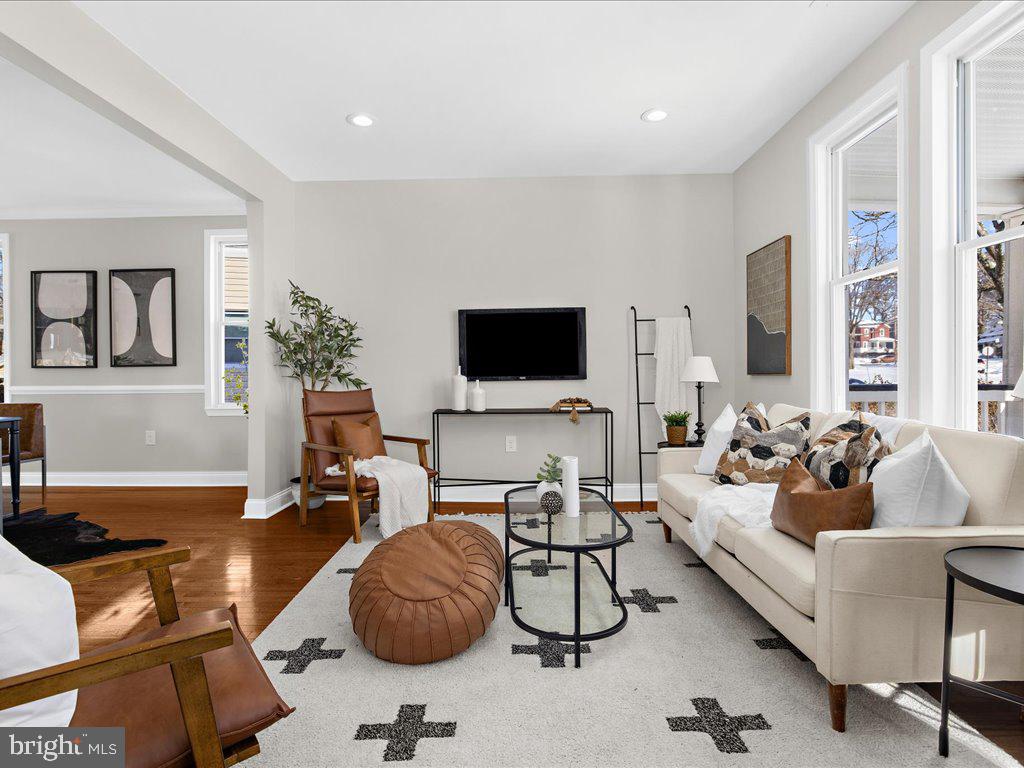 HOWARD PARK - Residential