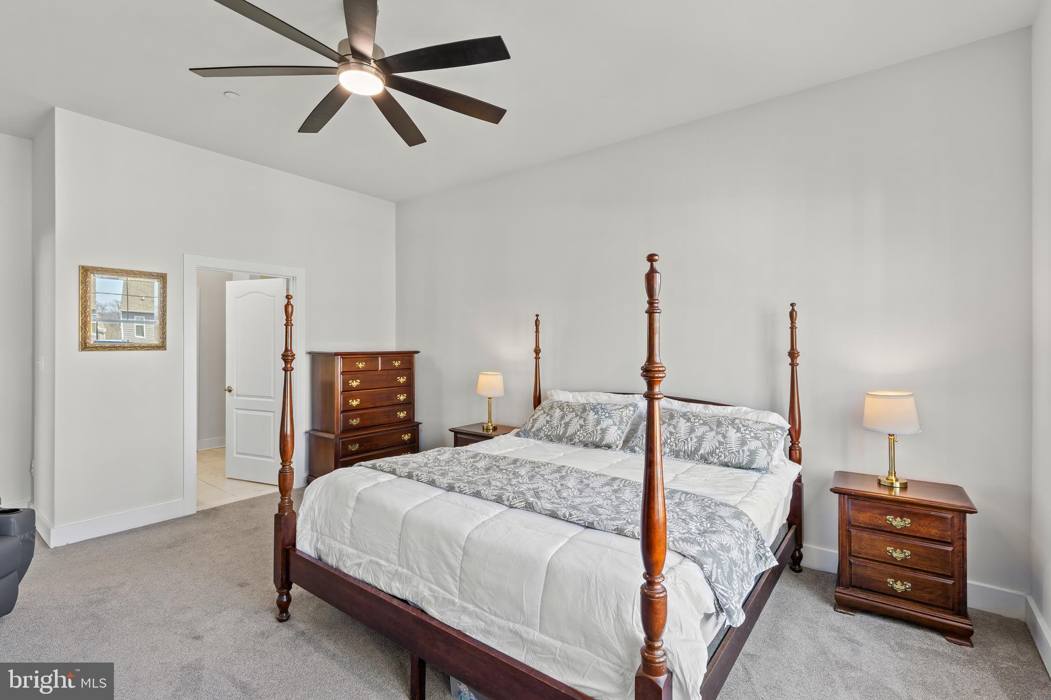 SNADER'S SUMMIT - Residential