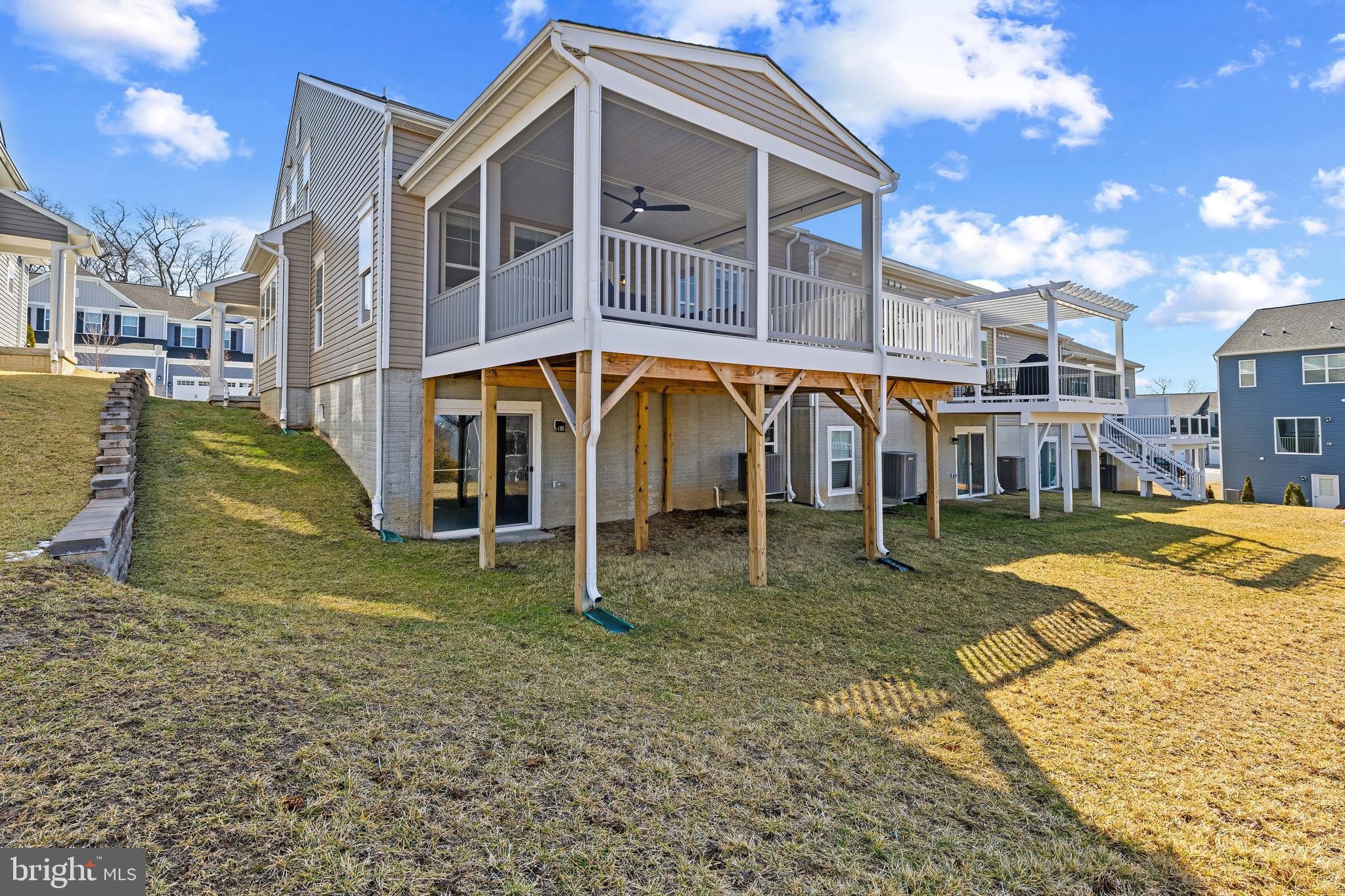 SNADER'S SUMMIT - Residential